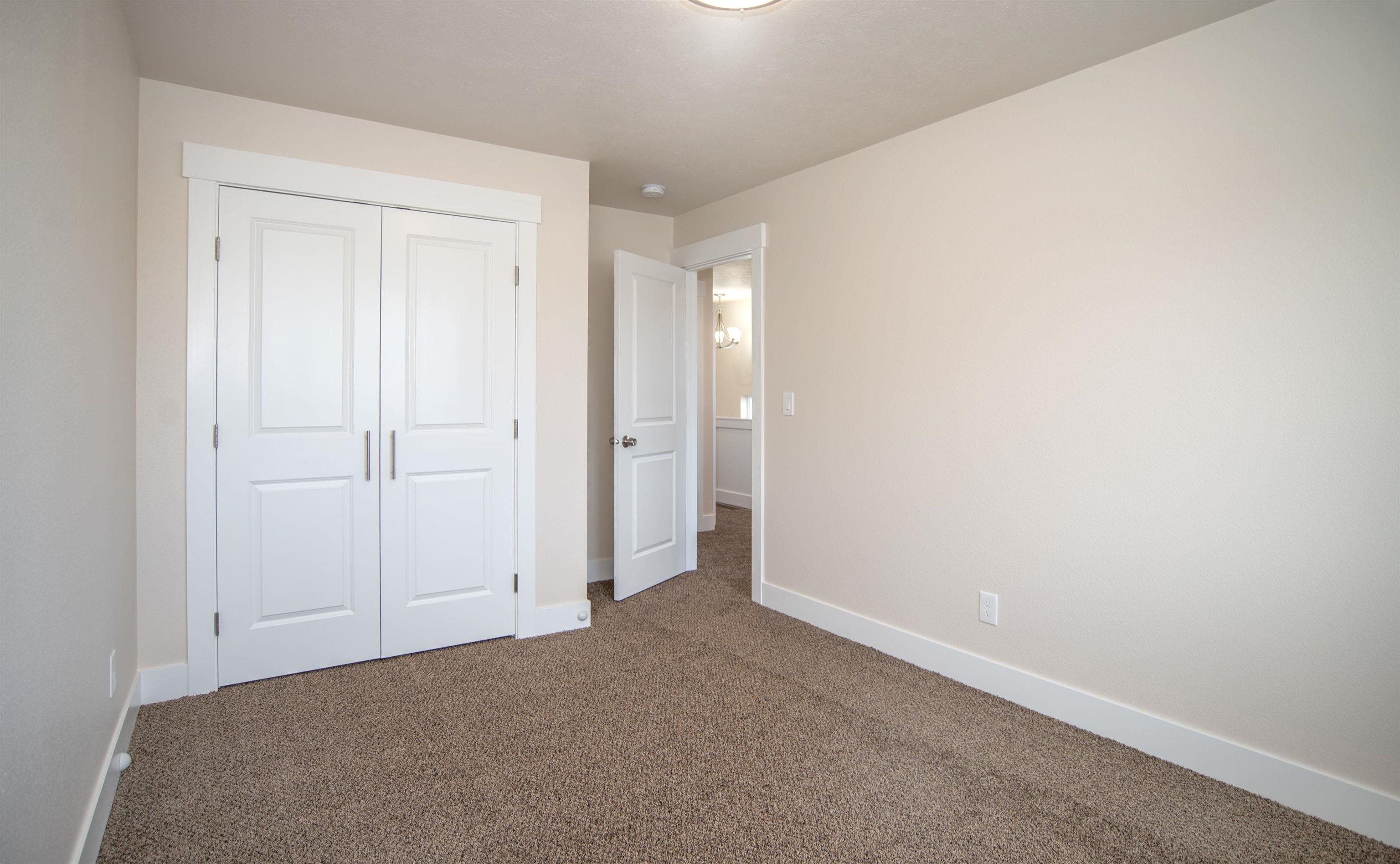 324/328 N Moen Ln - Photo 18