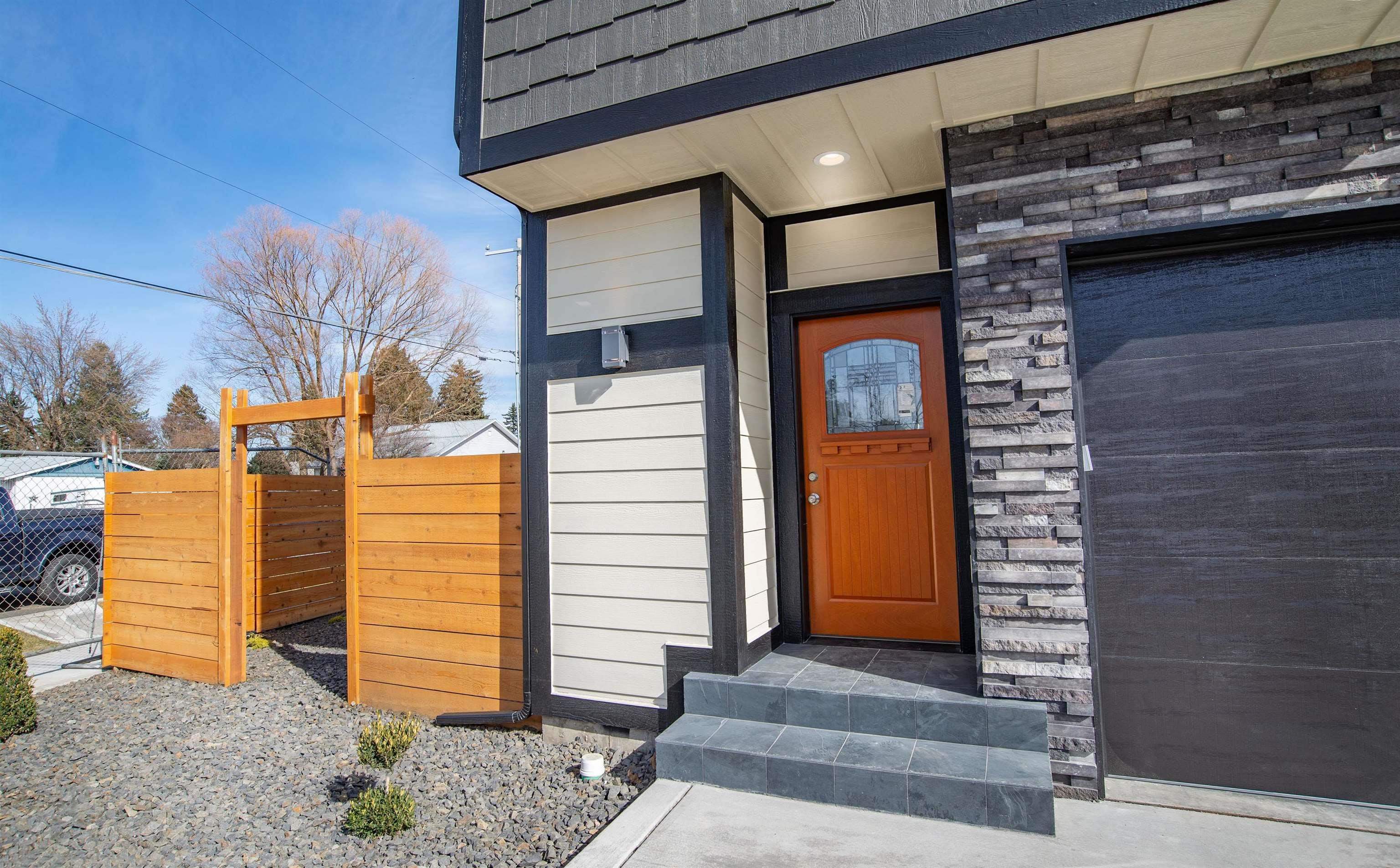 324/328 N Moen Ln - Photo 3