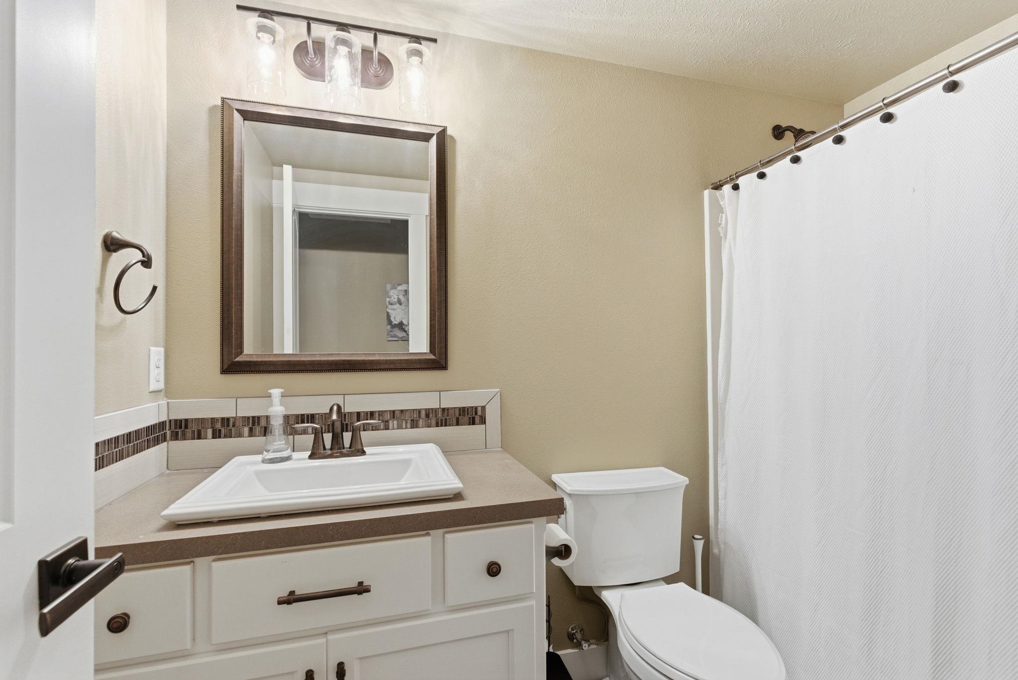 3410 E Elena Ln - Photo 32