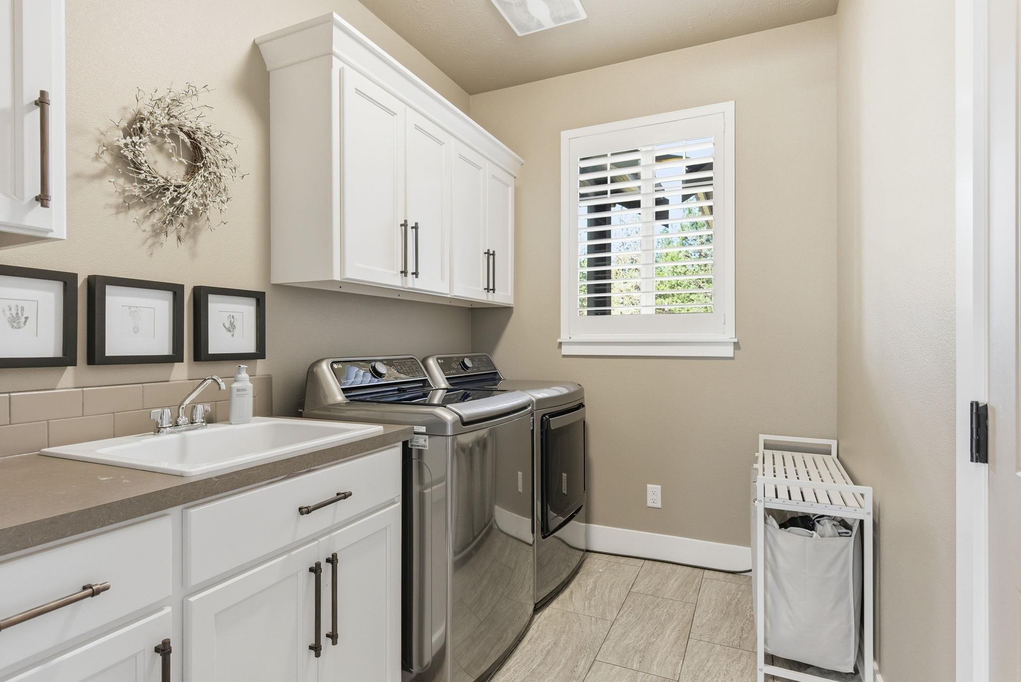 3410 E Elena Ln - Photo 36