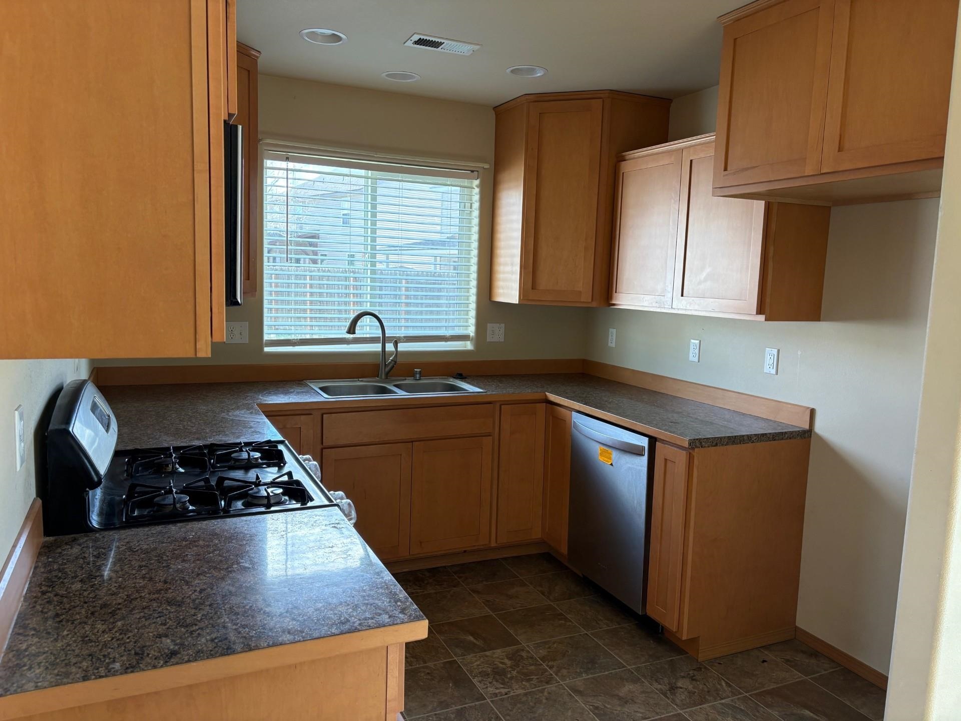 12713 W Powder Ct - Photo 10