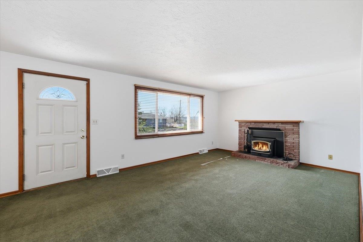 6201 N Winston Dr - Photo 3