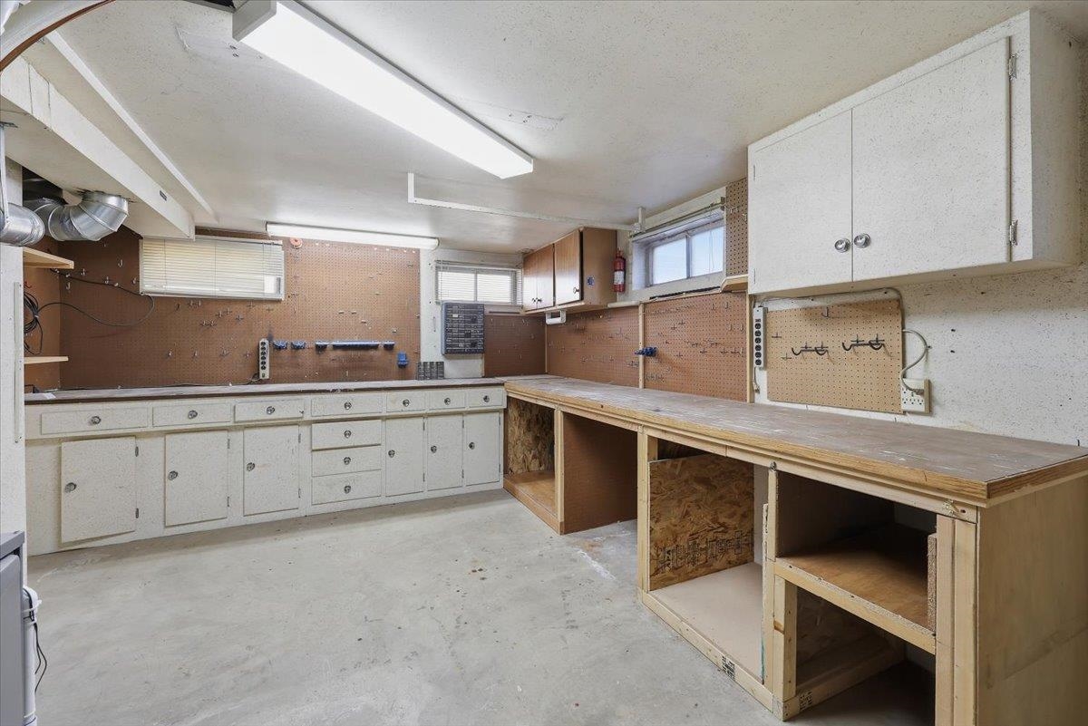 6201 N Winston Dr - Photo 21