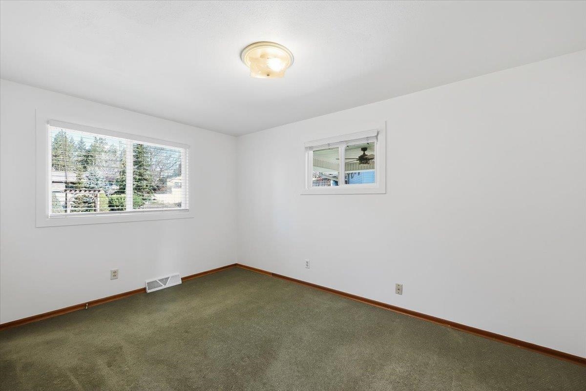 6201 N Winston Dr - Photo 9