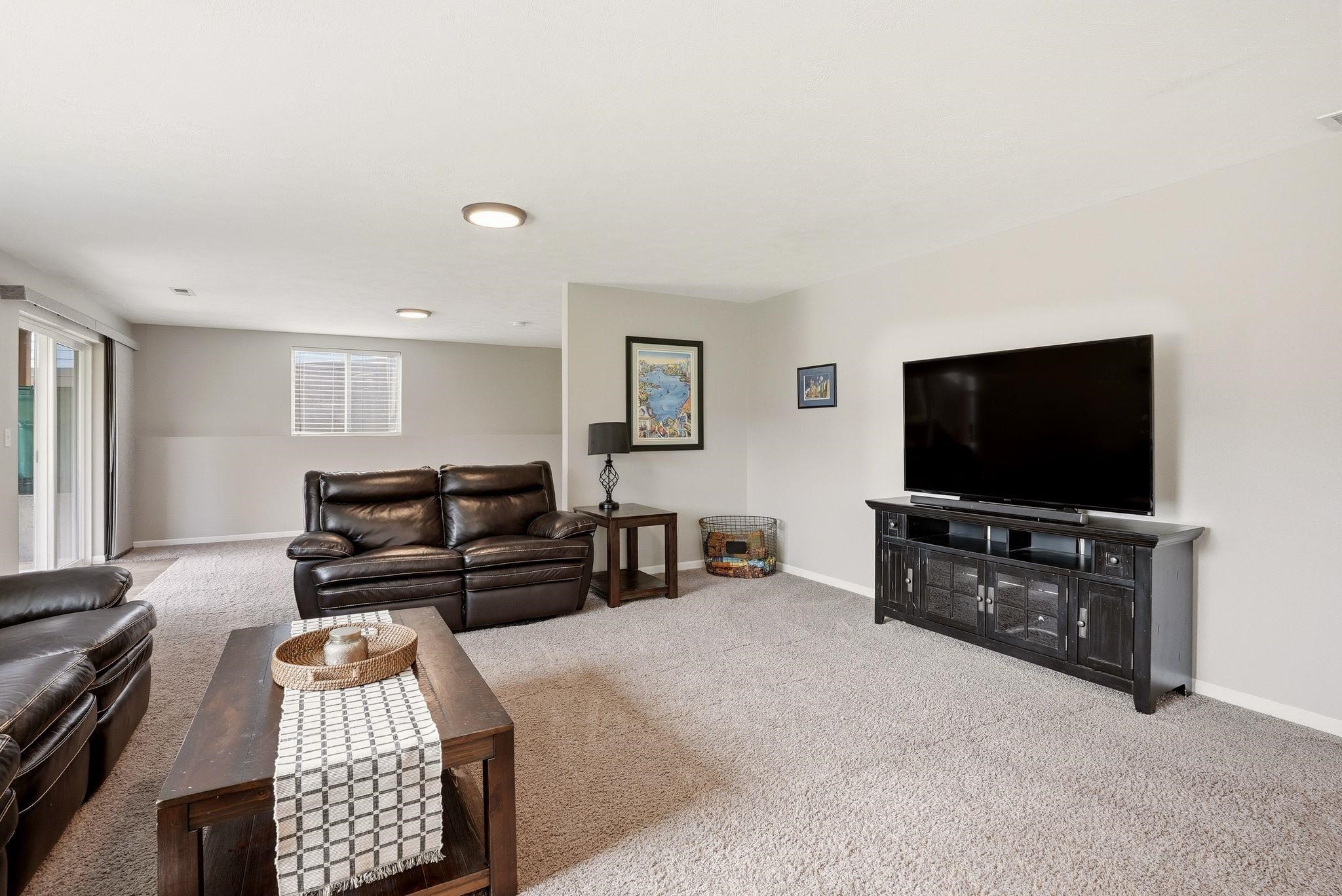 23110 E BROADWAY Ave - Photo 27