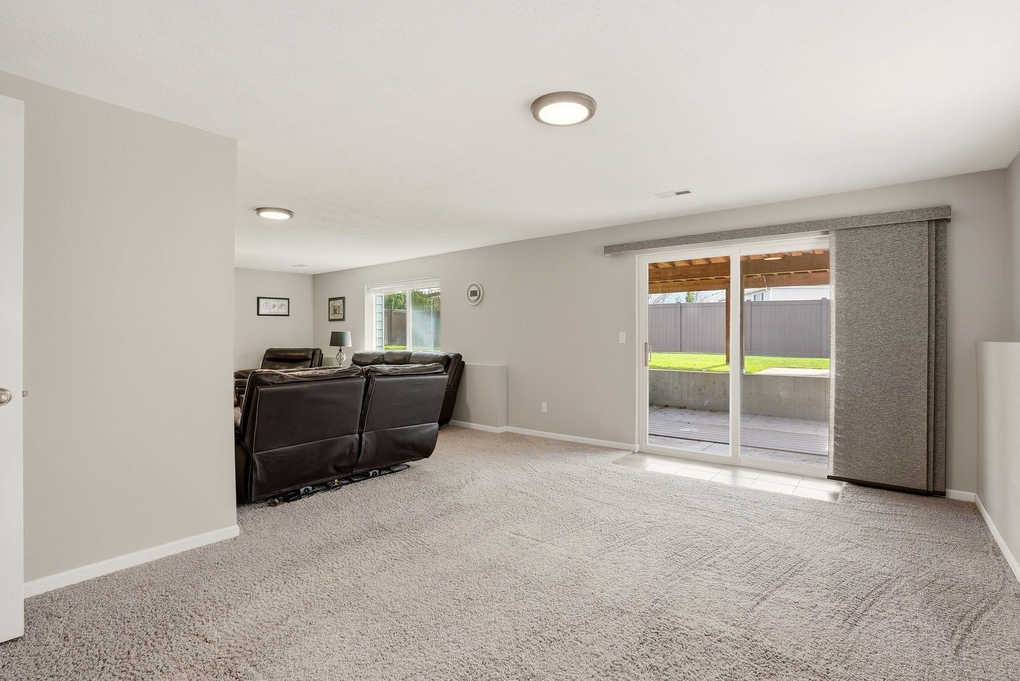 23110 E BROADWAY Ave - Photo 29