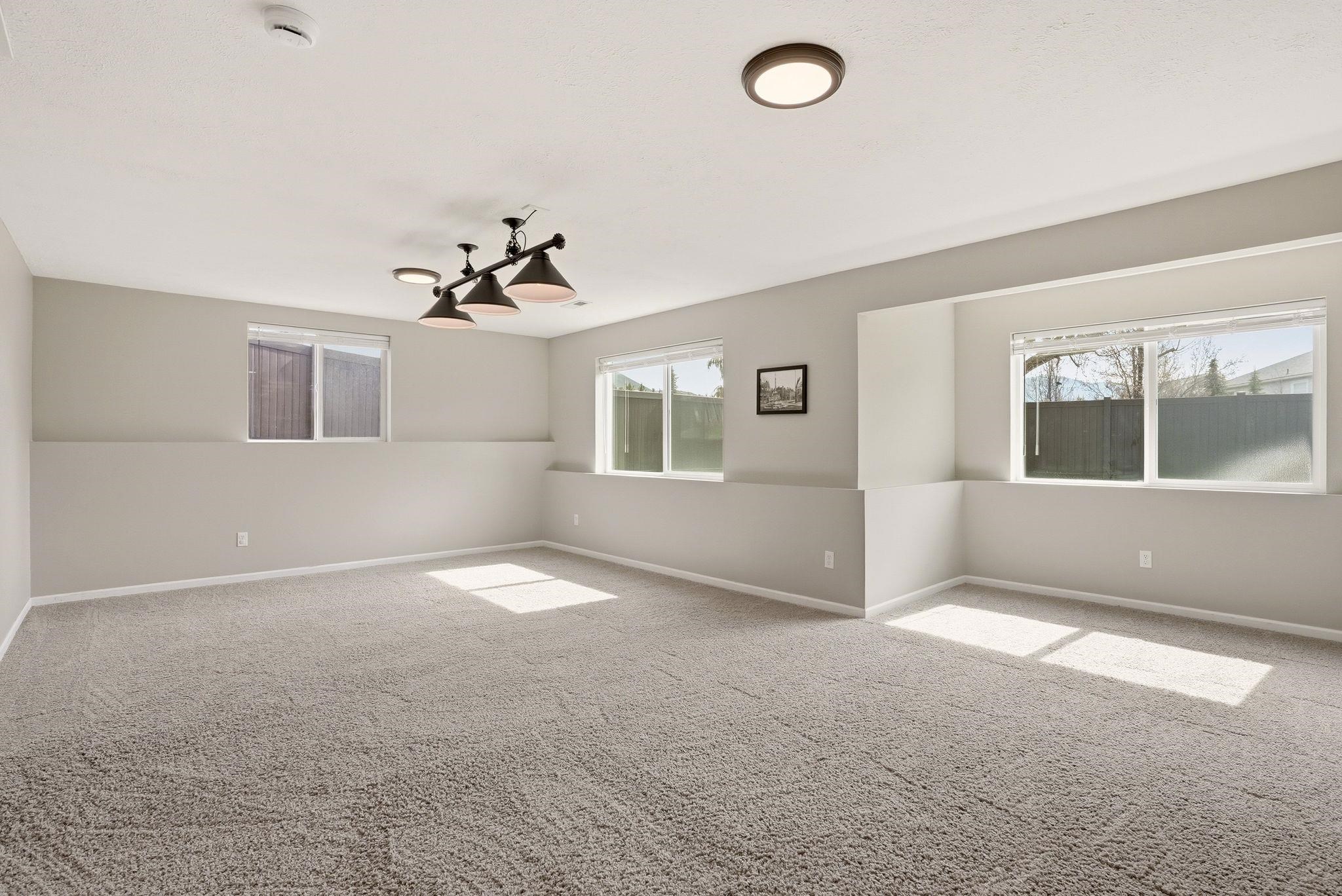 23110 E BROADWAY Ave - Photo 30