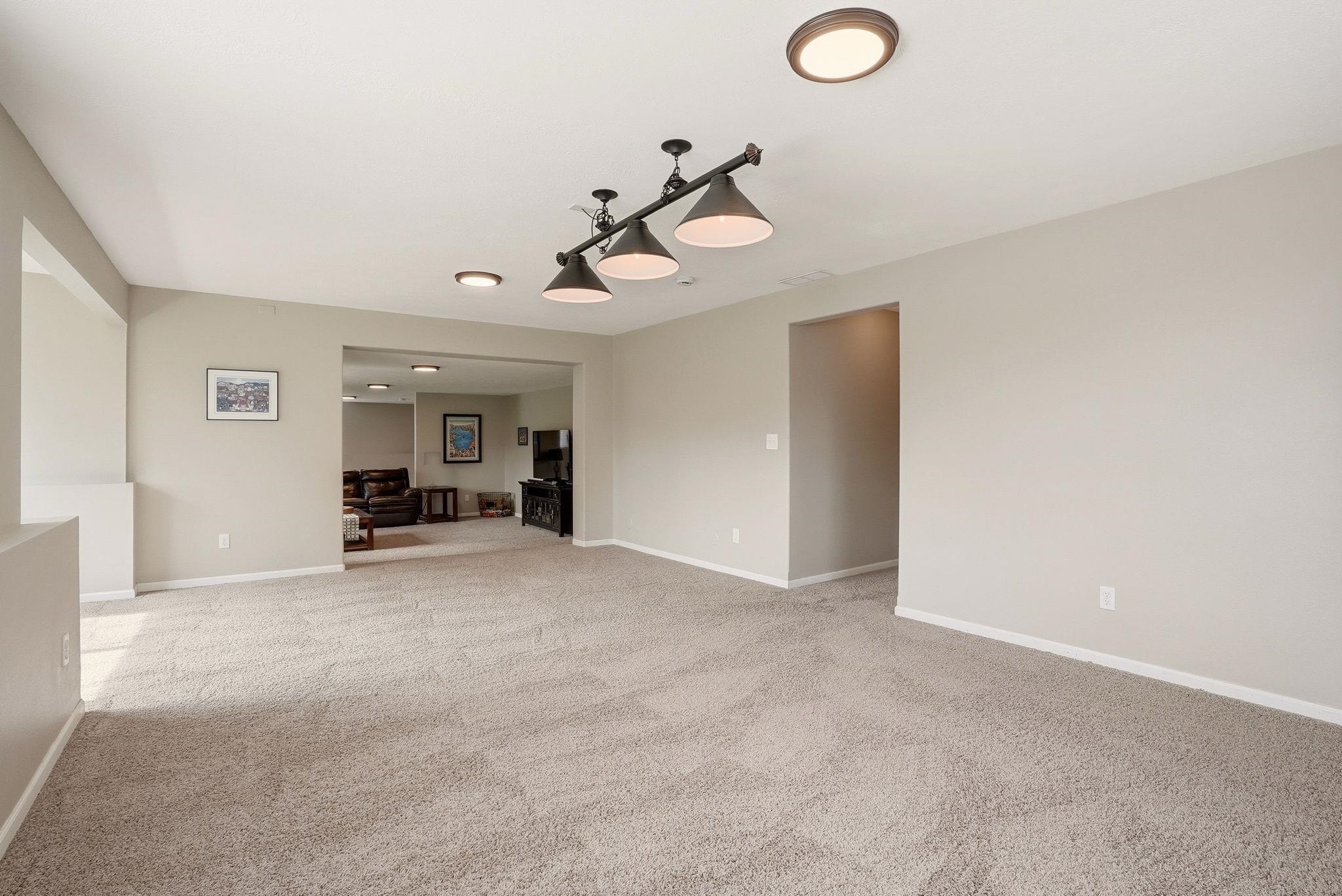 23110 E BROADWAY Ave - Photo 31