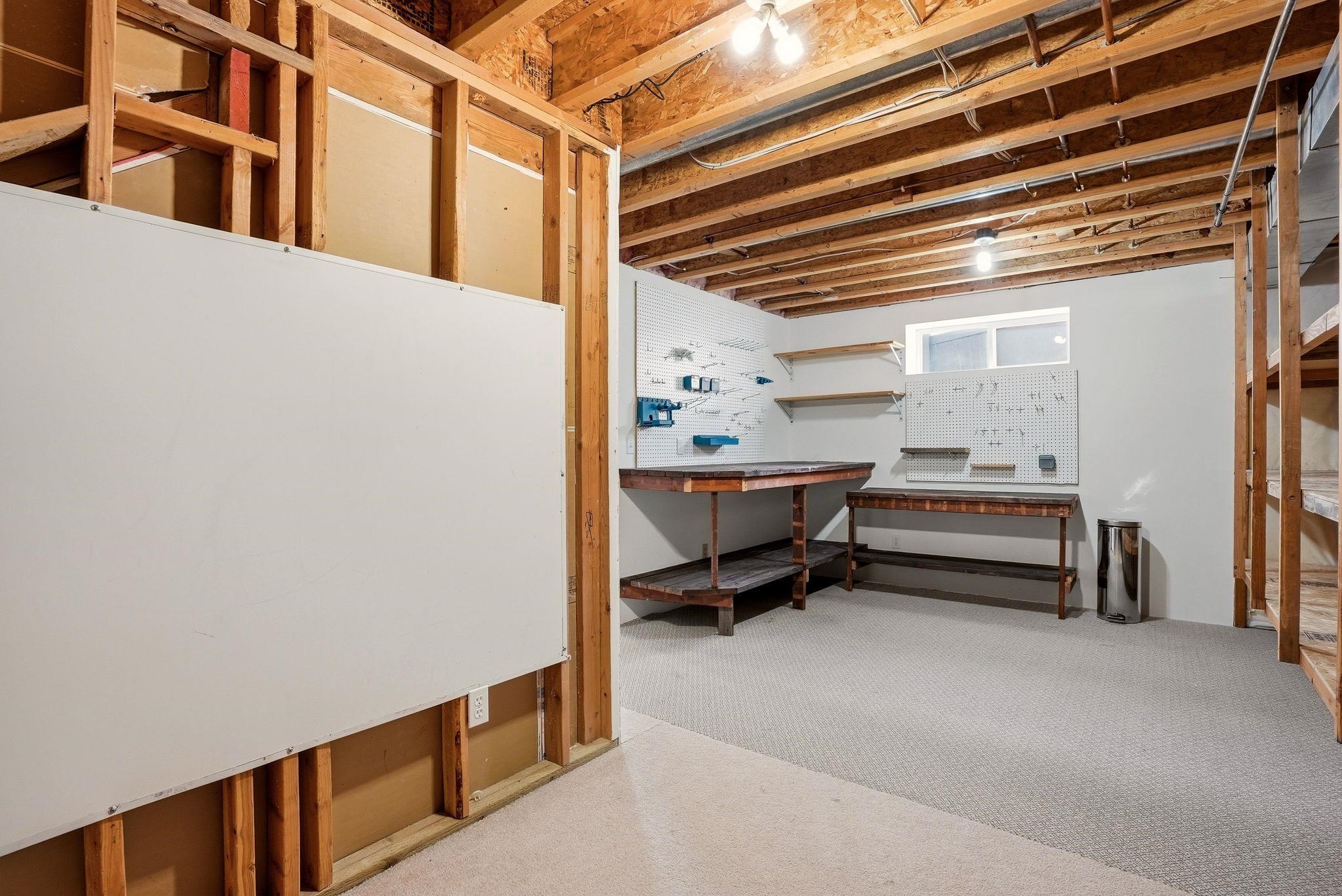 23110 E BROADWAY Ave - Photo 37