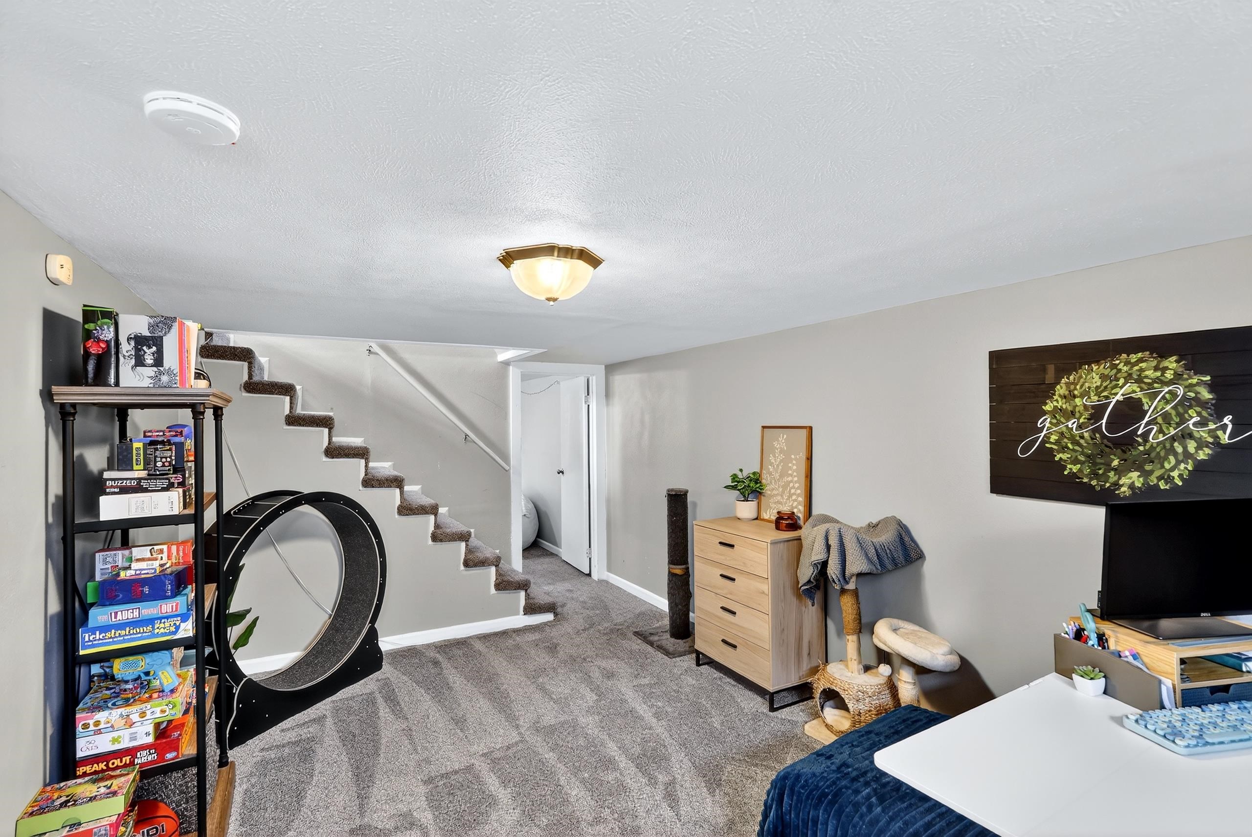 135 W Amherst Ct - Photo 18