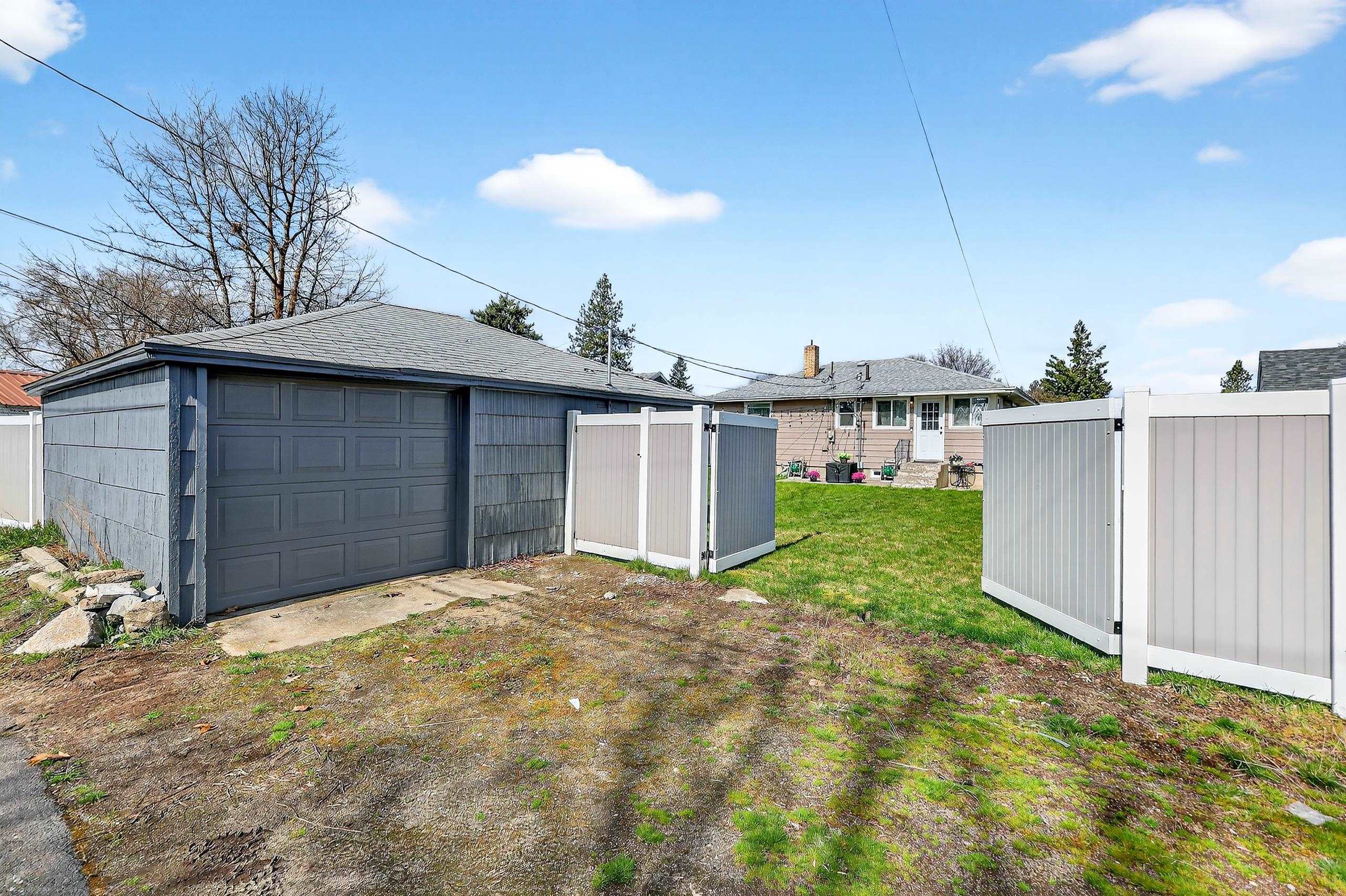 135 W Amherst Ct - Photo 29