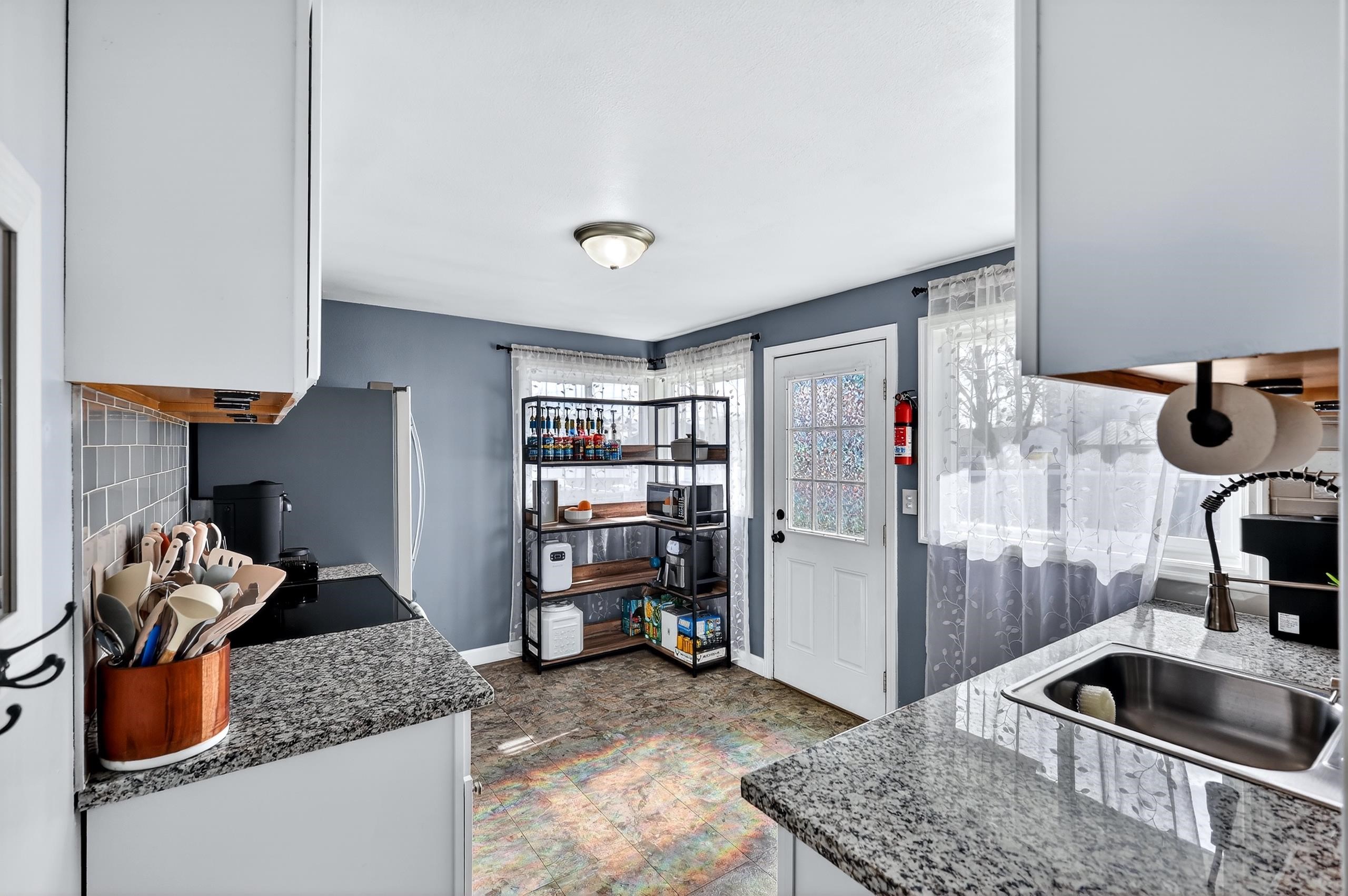 135 W Amherst Ct - Photo 7