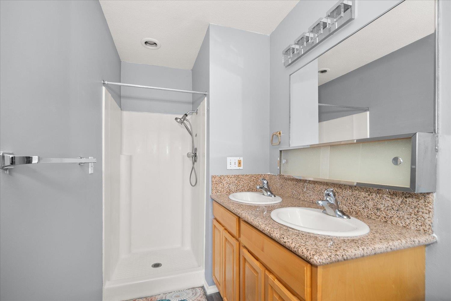 1307 S Wright Blvd - Photo 9