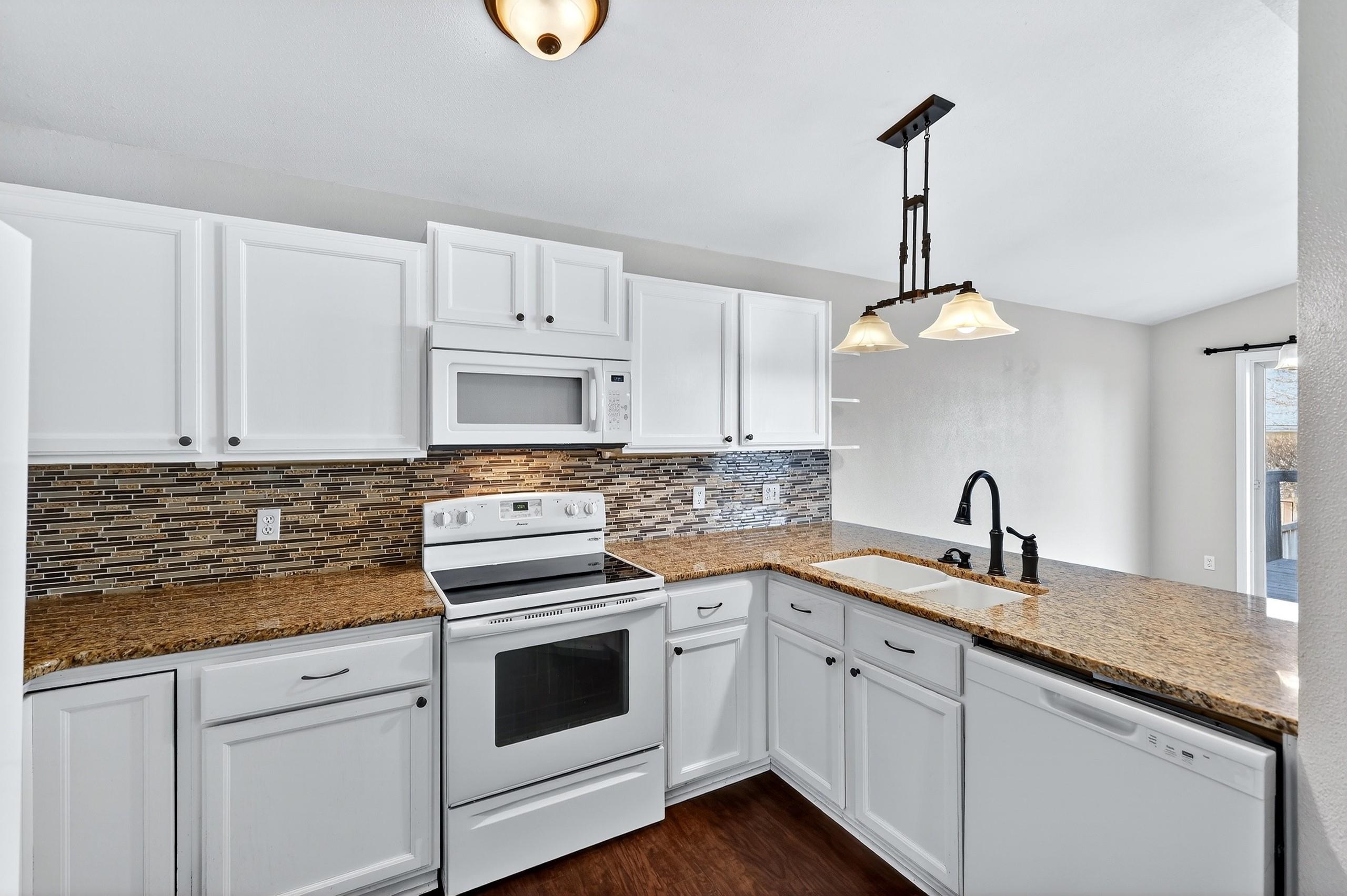 23127 E Maxwell Ave - Photo 12