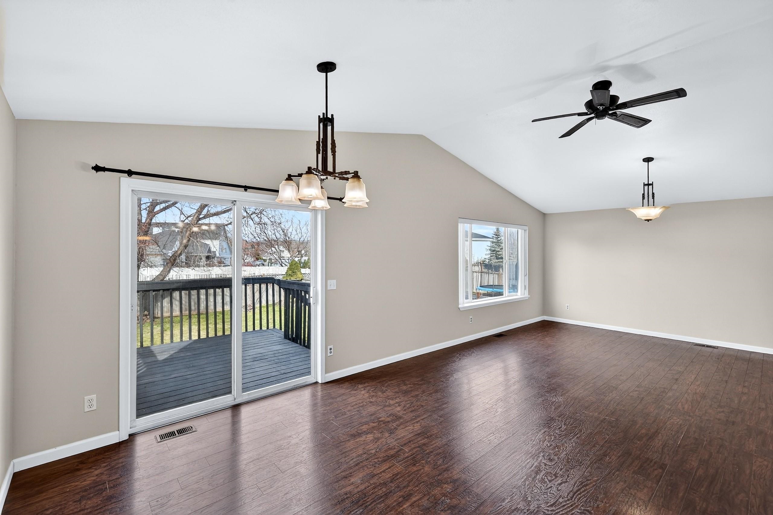 23127 E Maxwell Ave - Photo 10