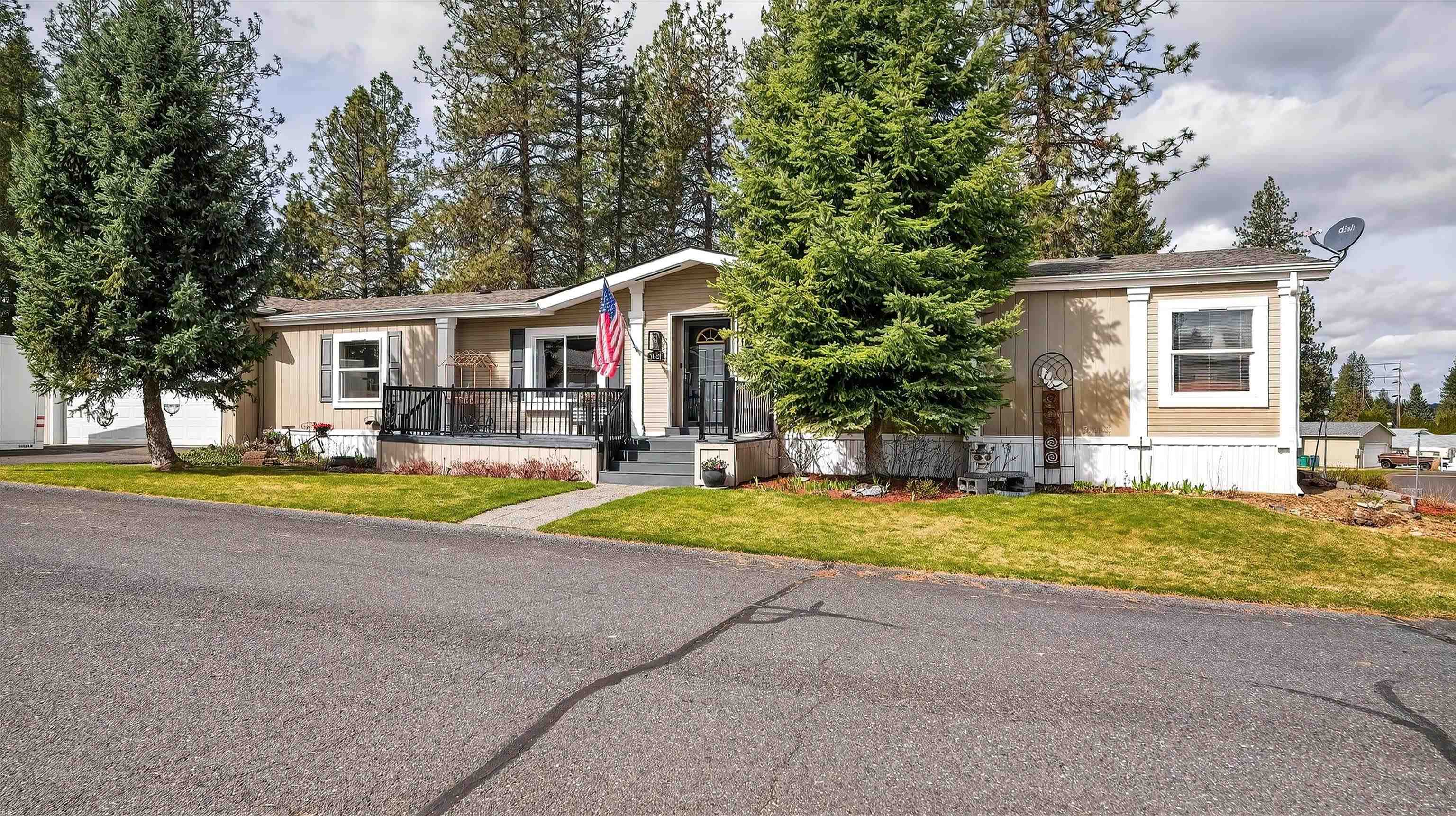 14521 N Logan Ln - Photo 1