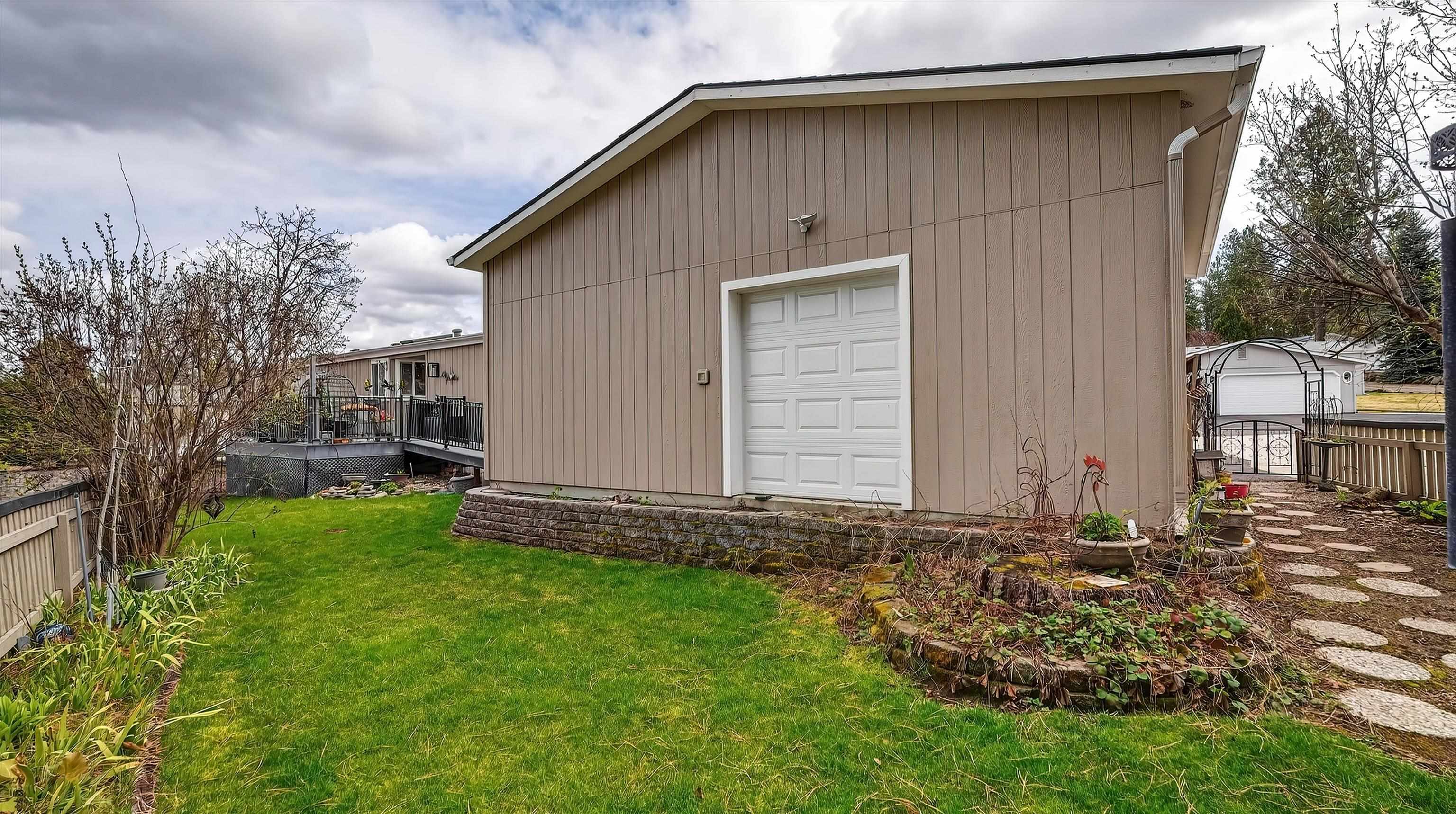 14521 N Logan Ln - Photo 29