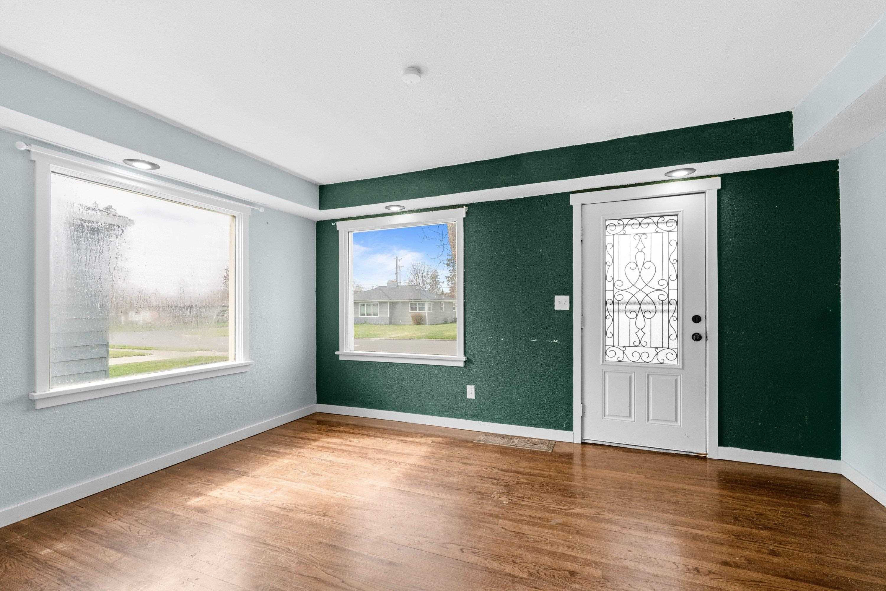 6112 N Lincoln St - Photo 4