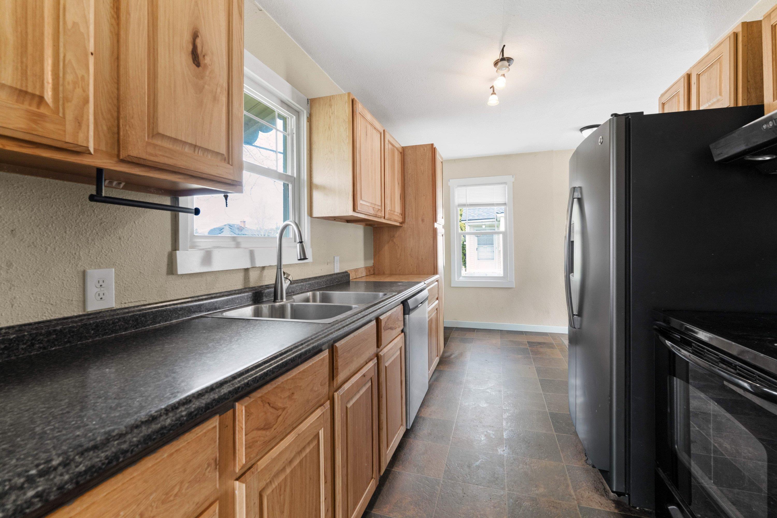 6112 N Lincoln St - Photo 9