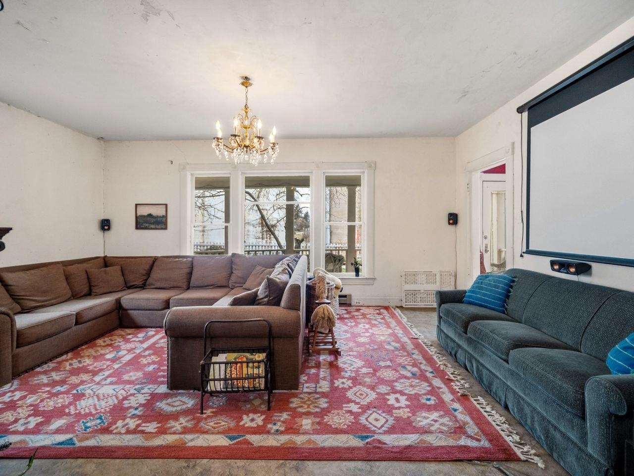 203 E Brewster St - Photo 13