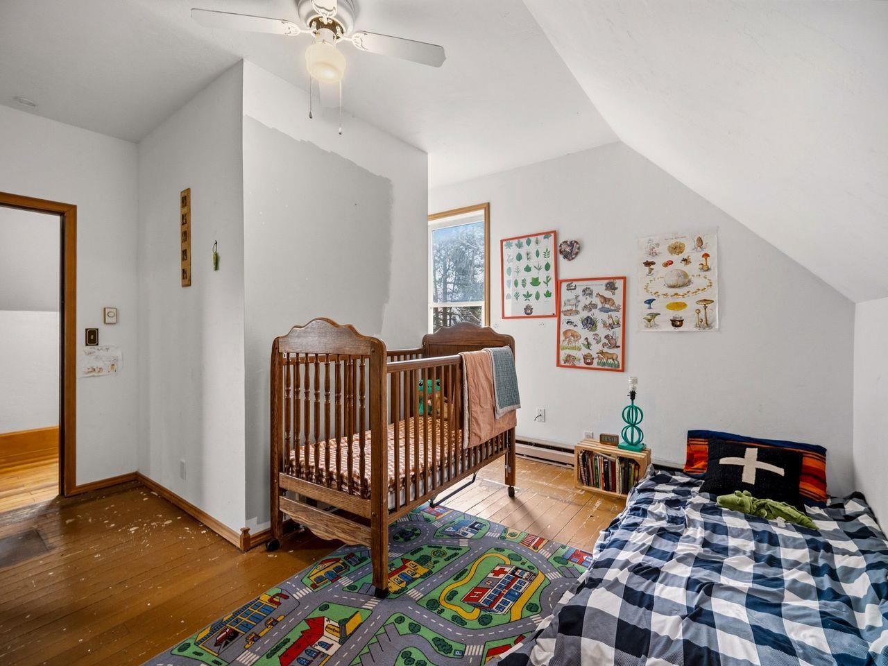 203 E Brewster St - Photo 36