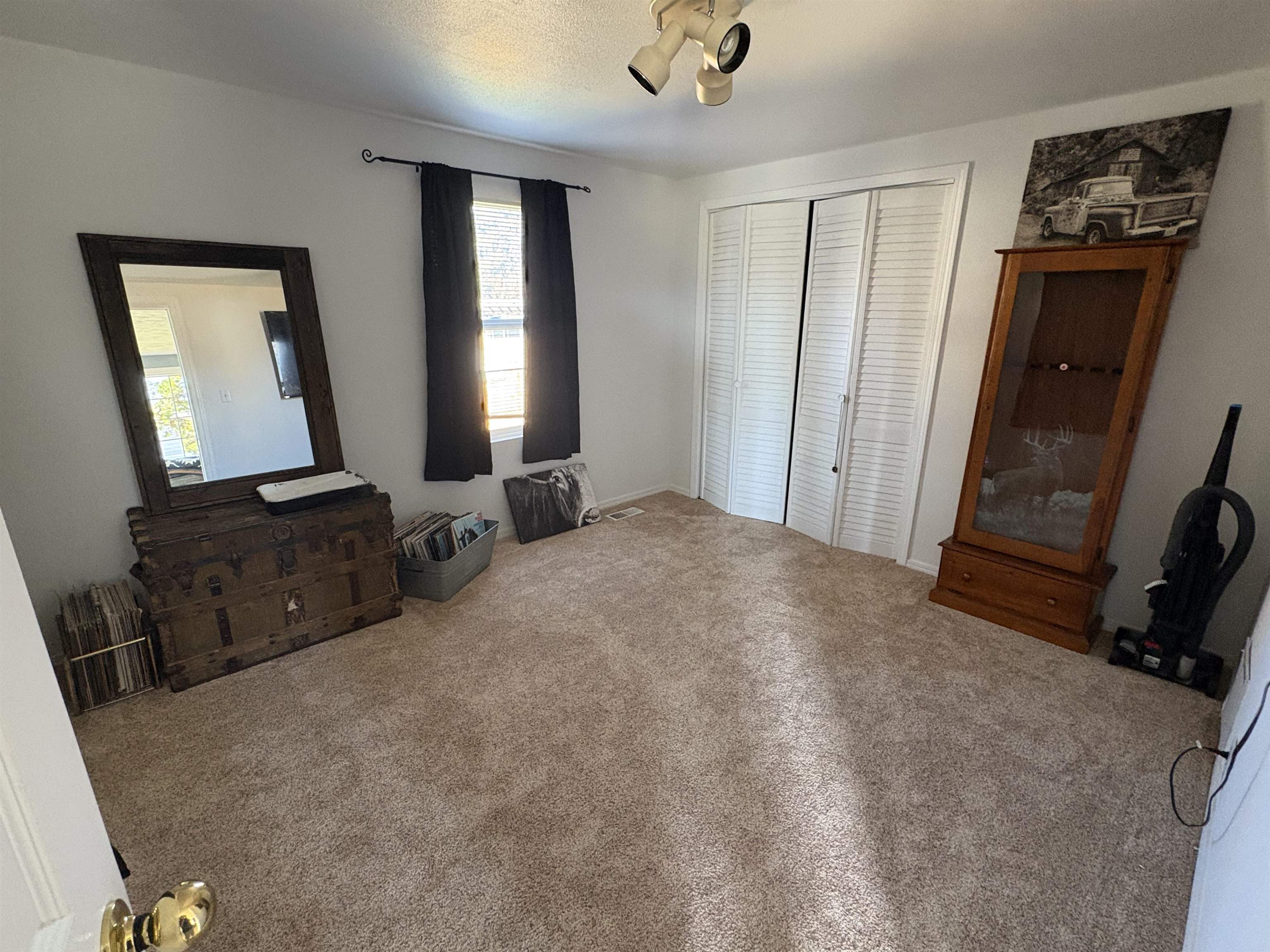 6701 N normandie St - Photo 19