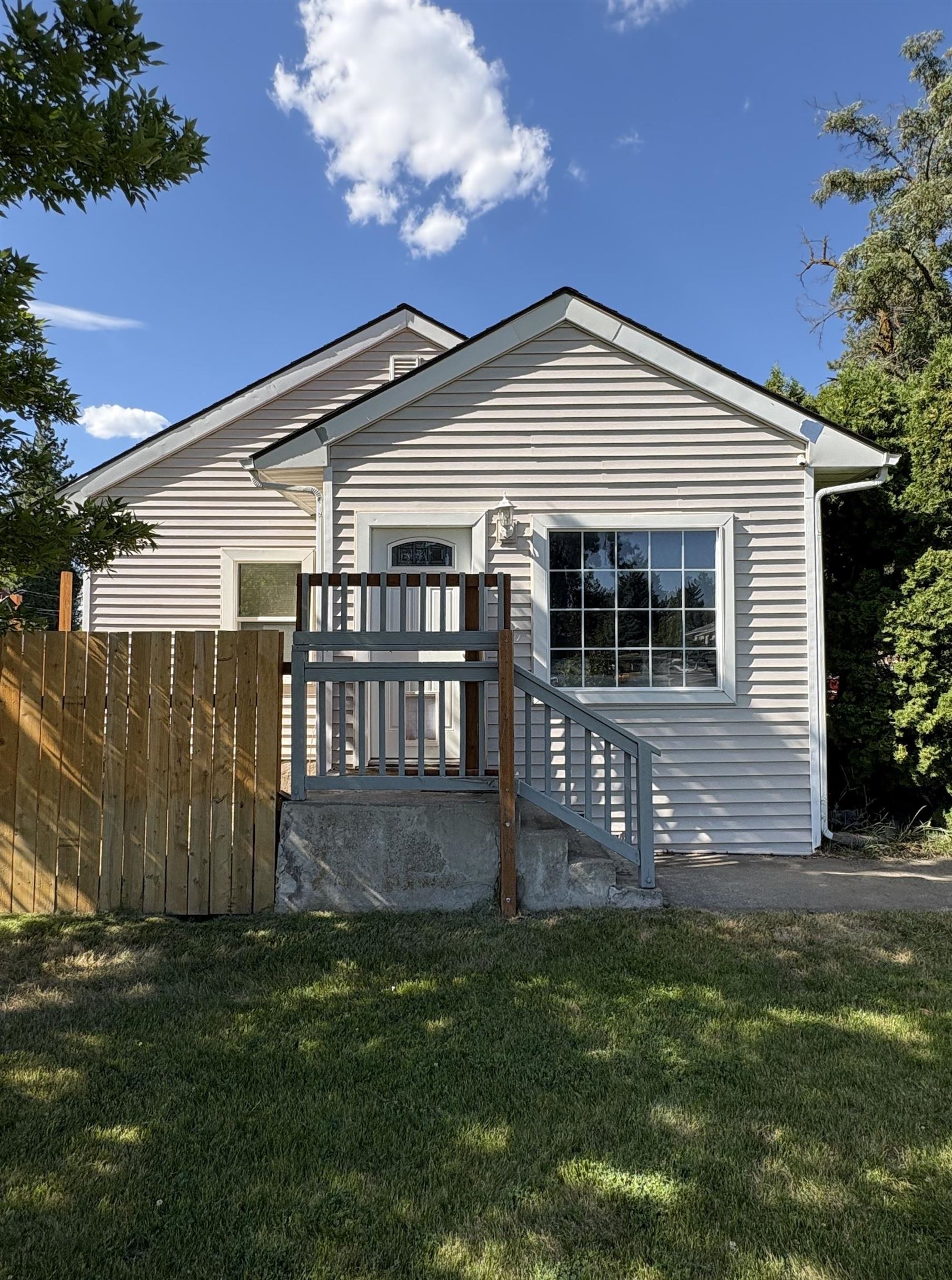 6701 N normandie St - Photo 3