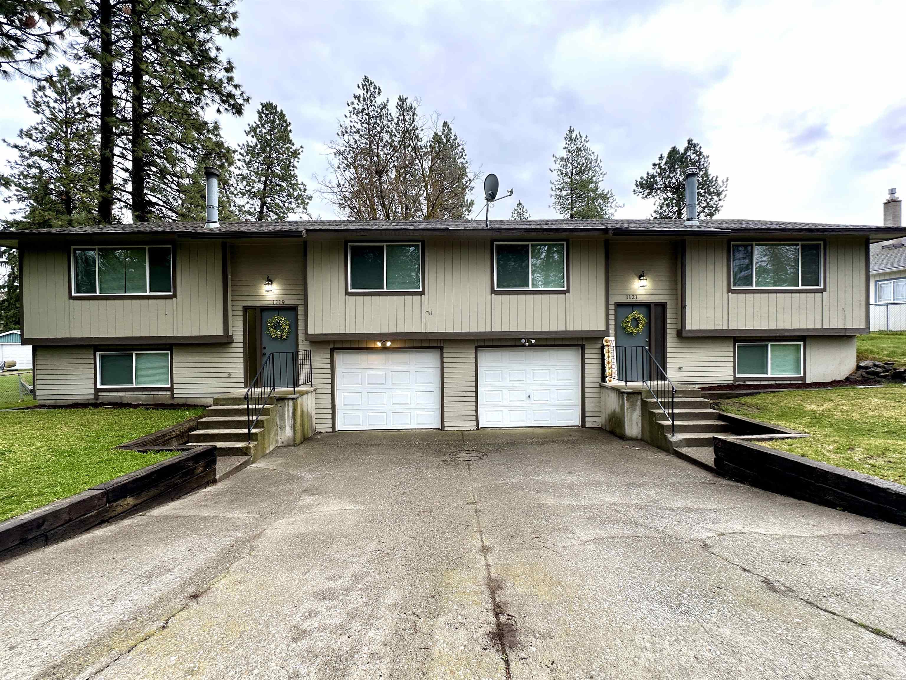 1119 S Walnut Rd - Photo 1