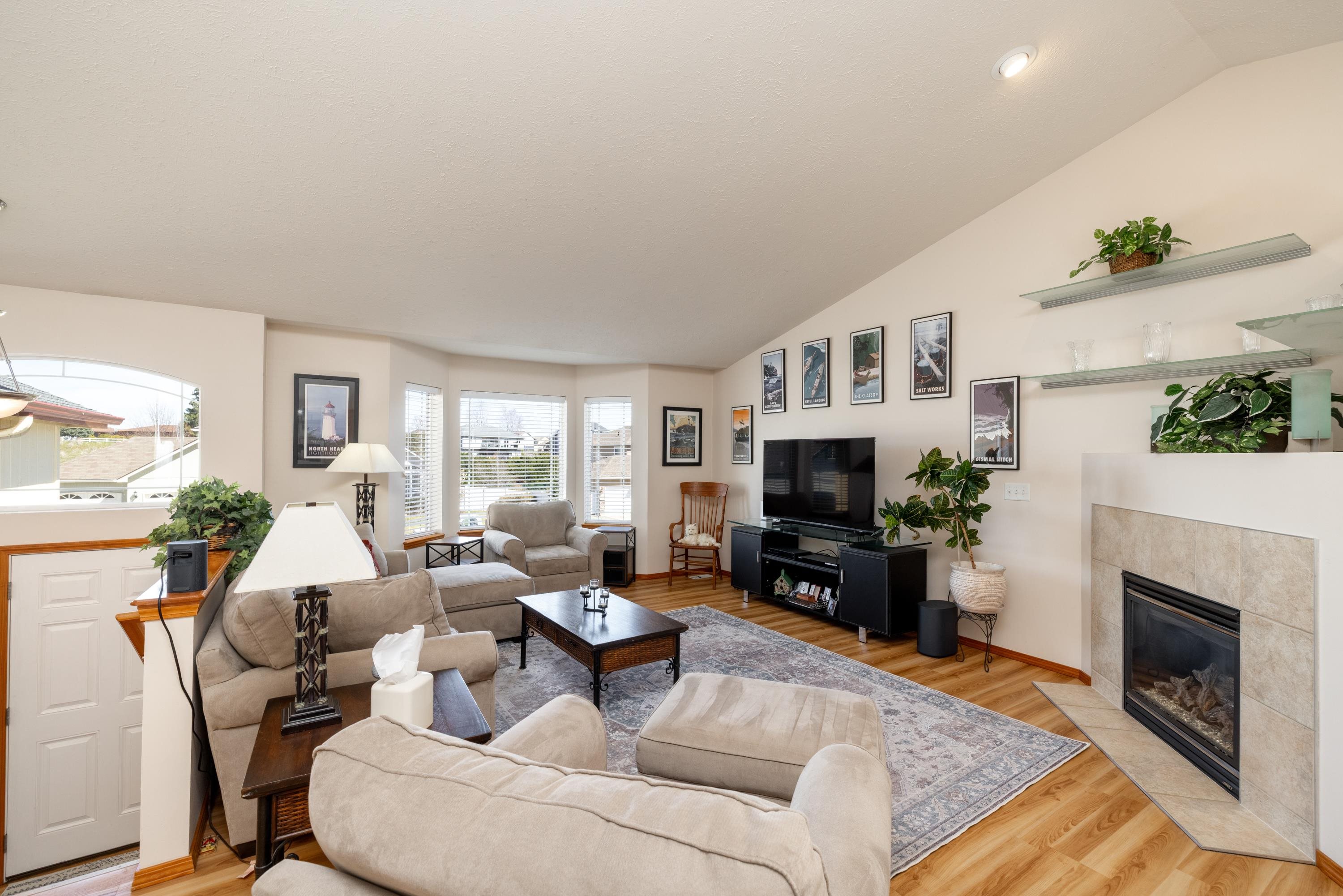 17922 E 11th Ct - Photo 5