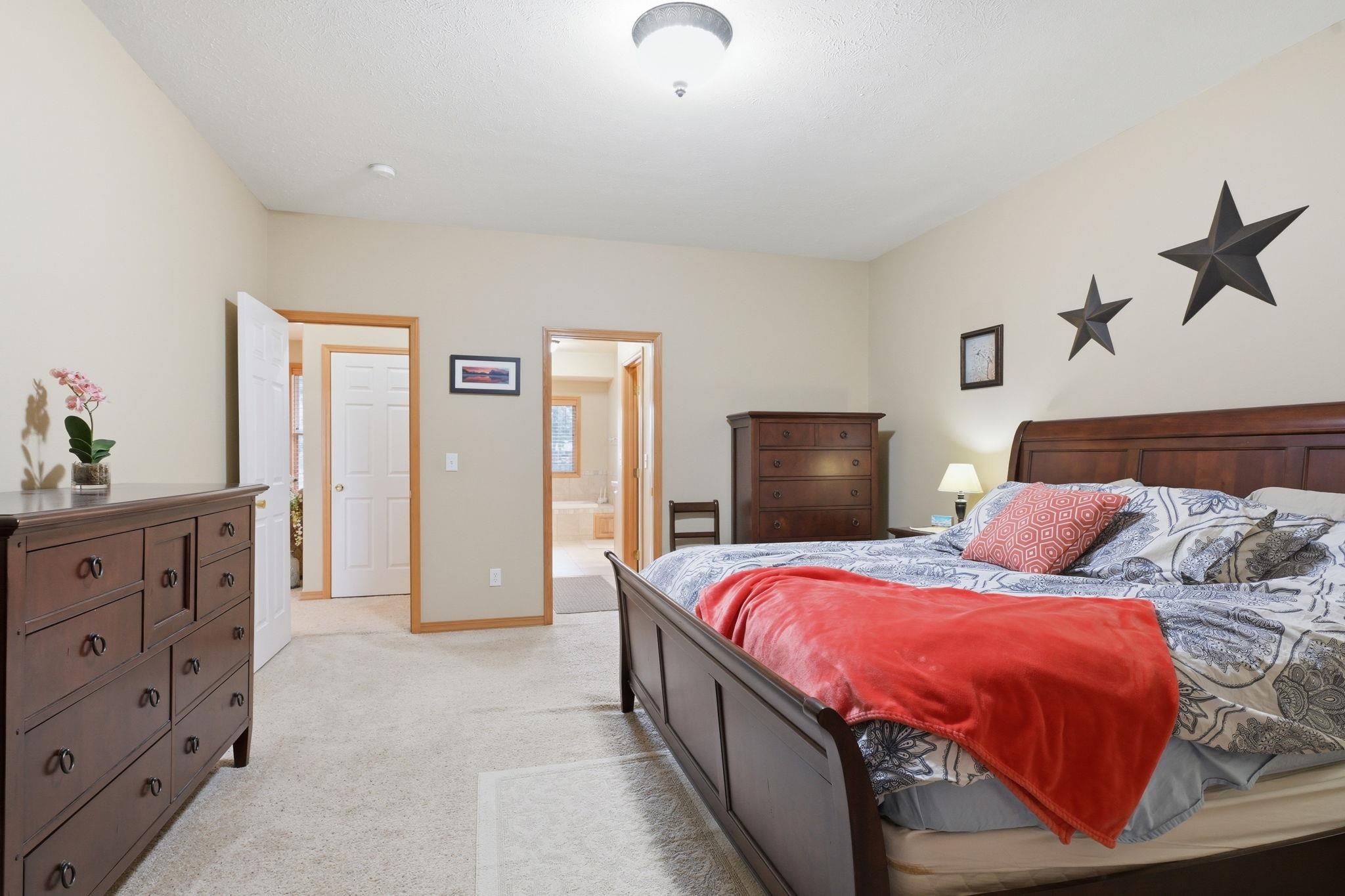 1314 W Chaucer Ave - Photo 12
