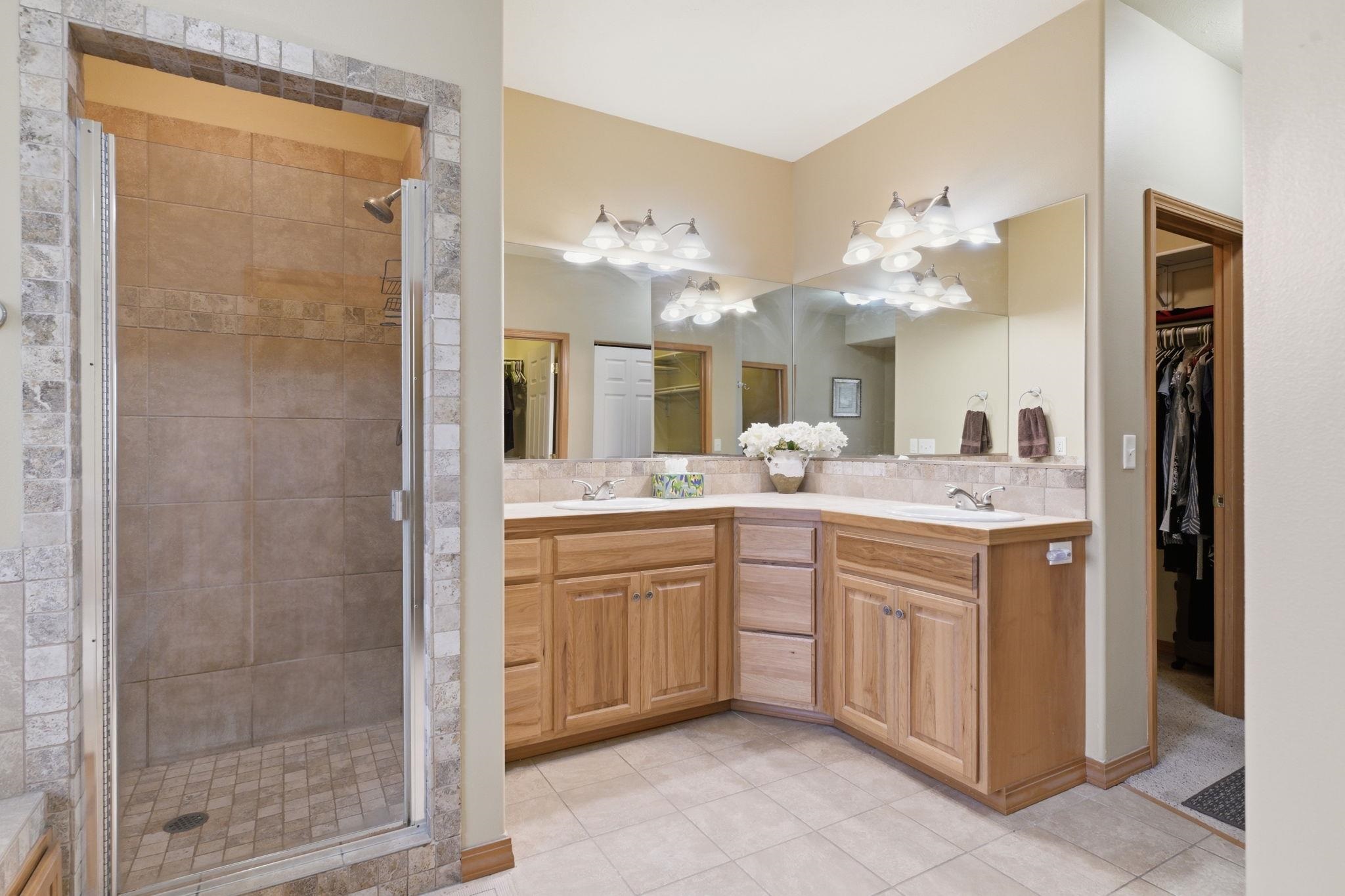 1314 W Chaucer Ave - Photo 15