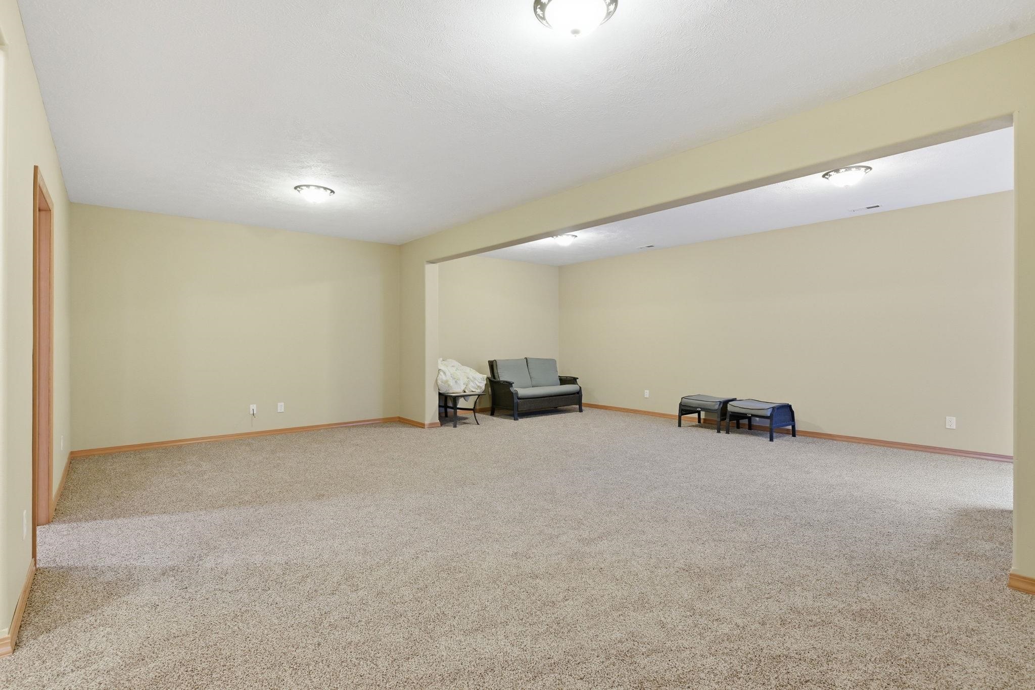1314 W Chaucer Ave - Photo 24