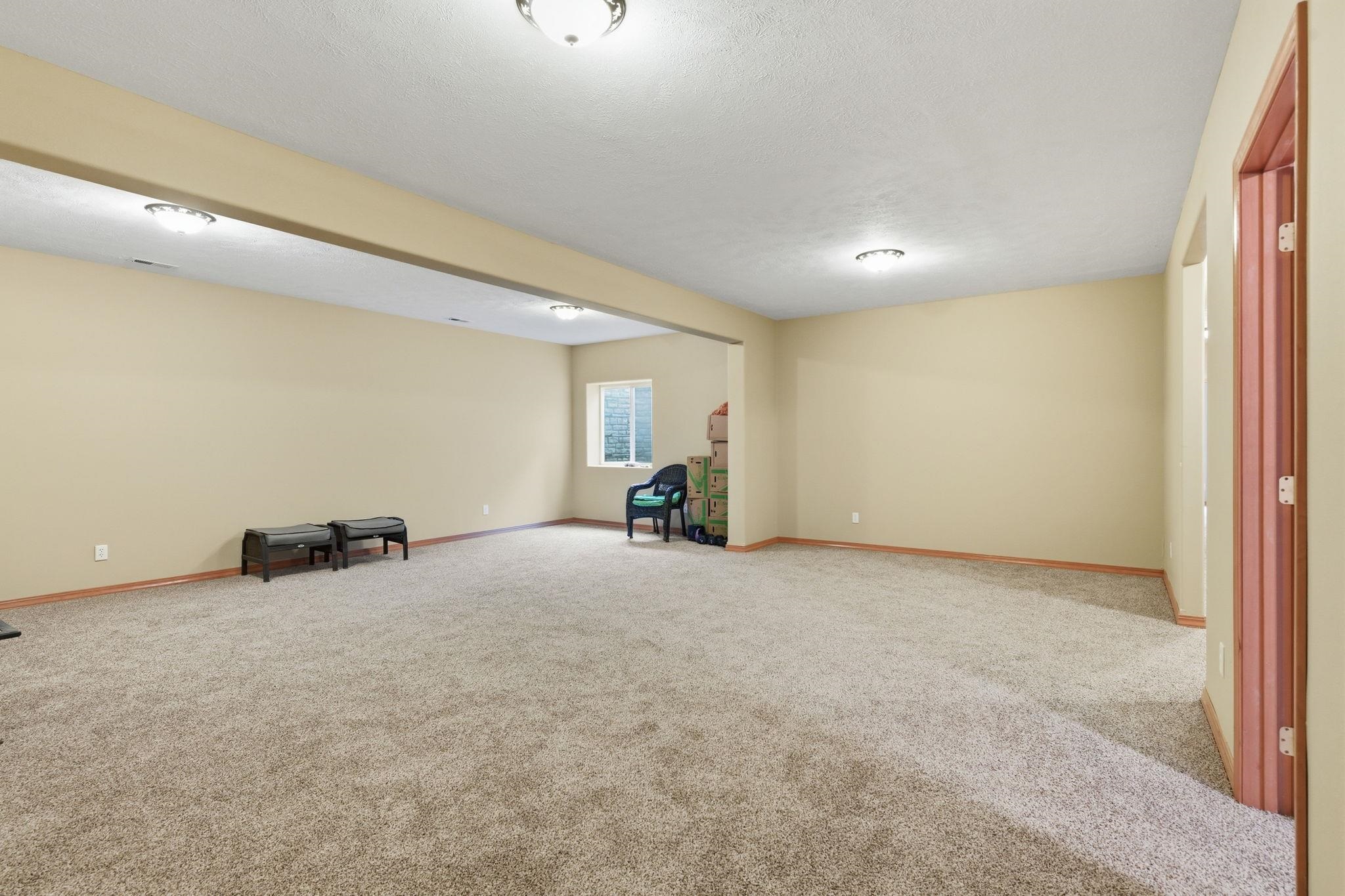 1314 W Chaucer Ave - Photo 25