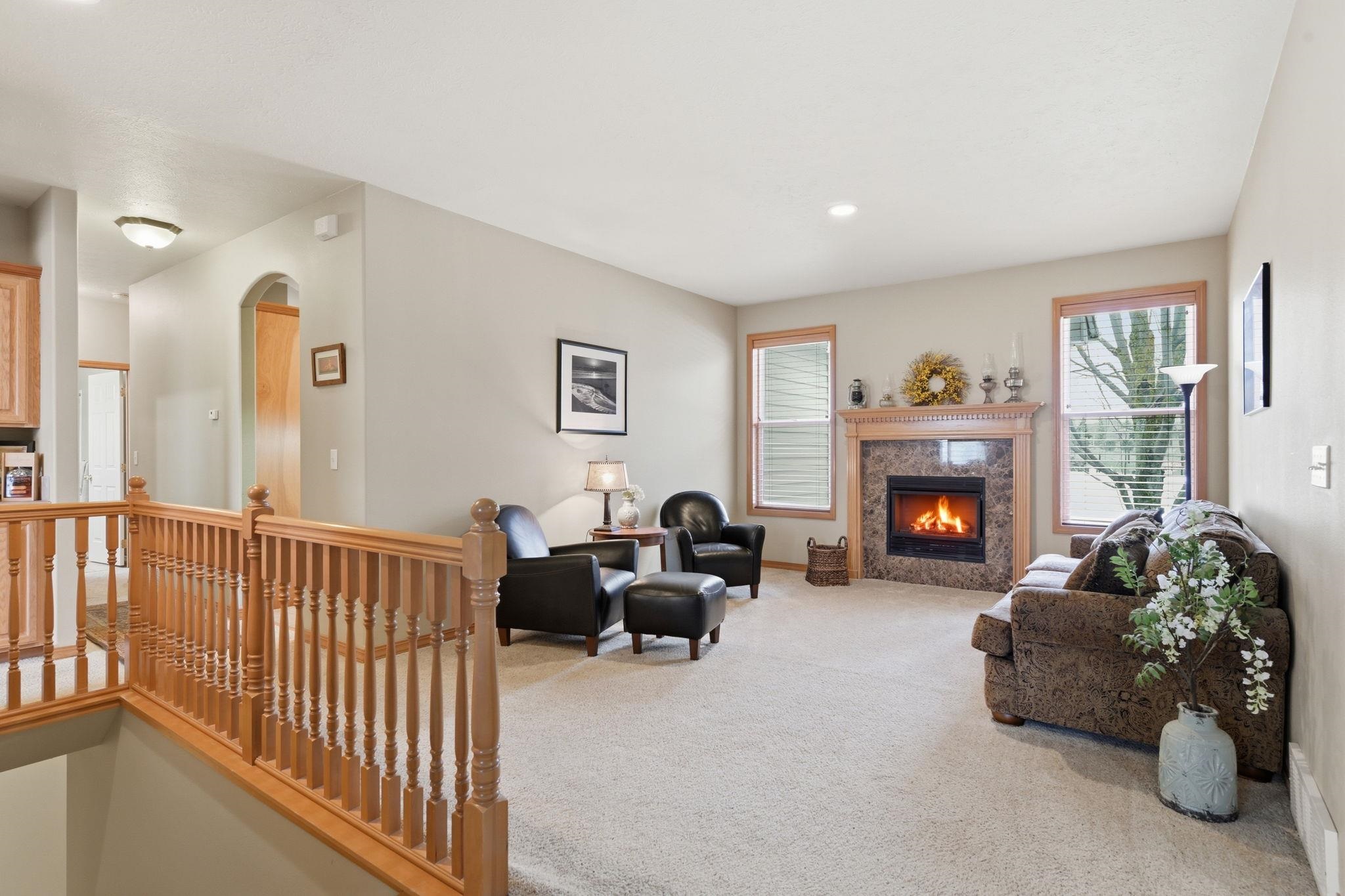 1314 W Chaucer Ave - Photo 8