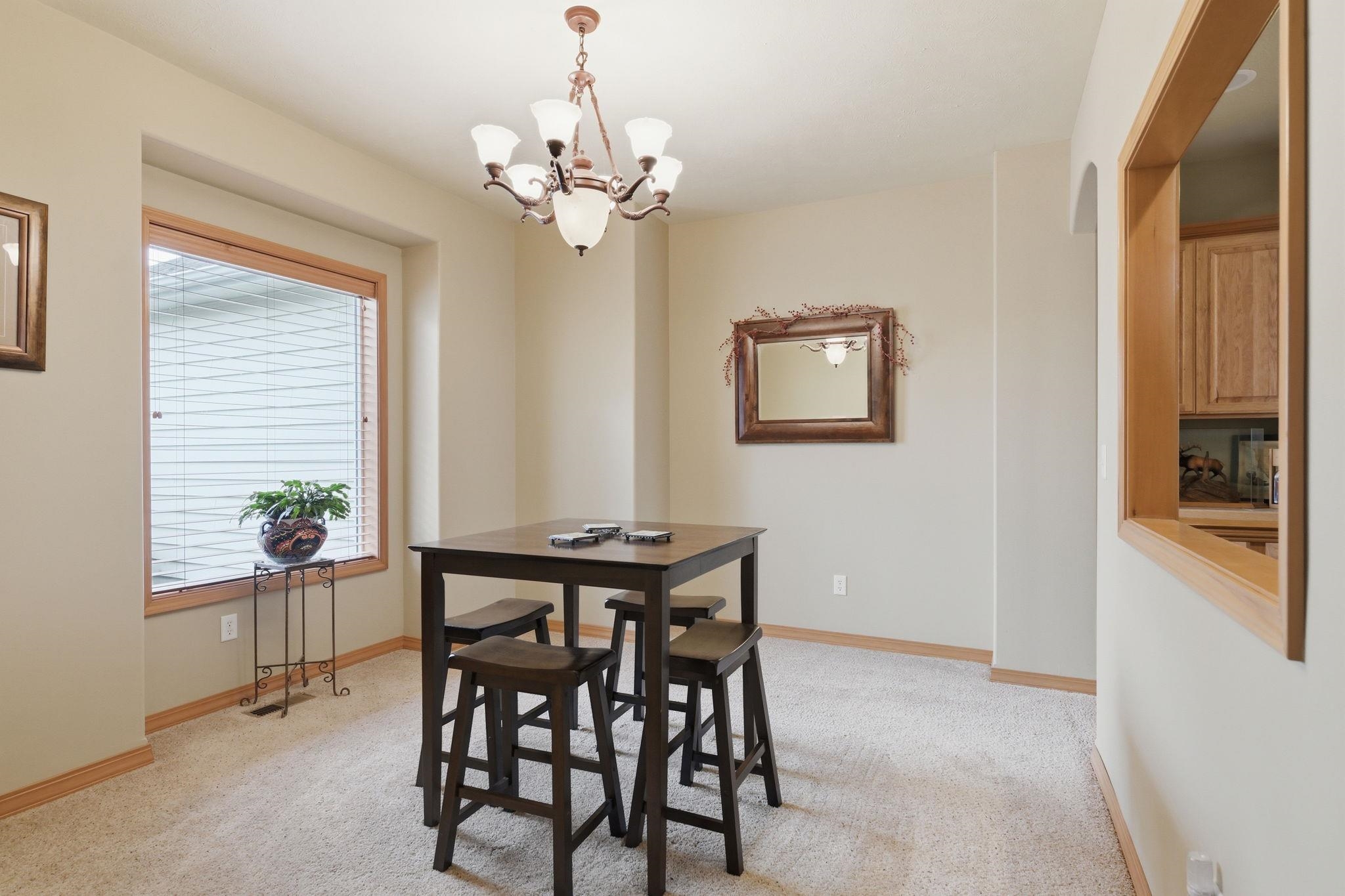 1314 W Chaucer Ave - Photo 10