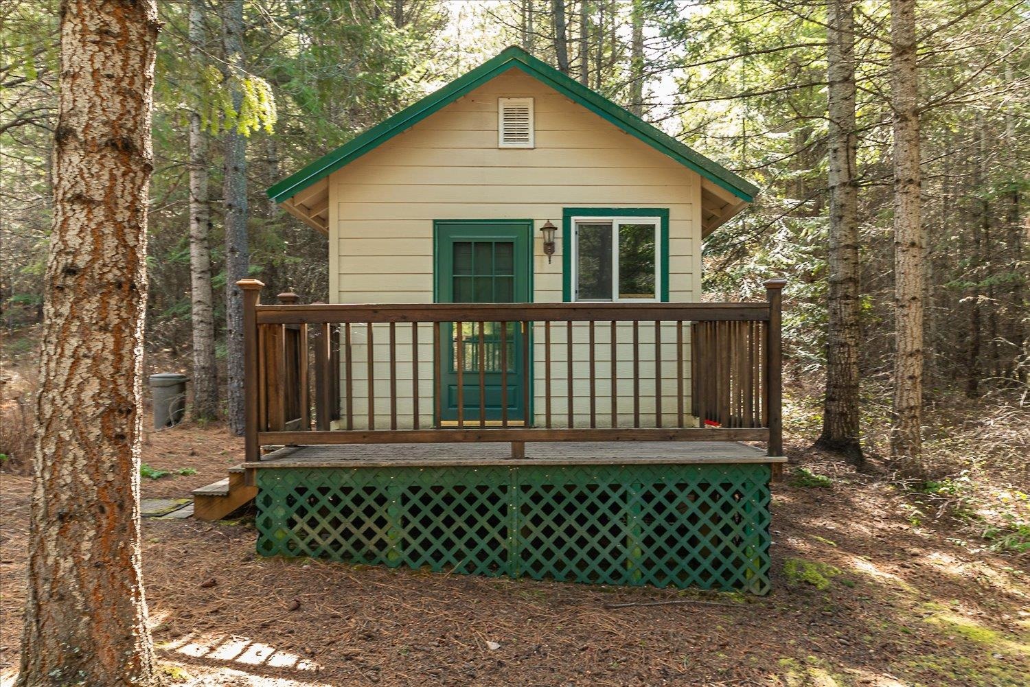 963 Thompson Rd - Photo 1