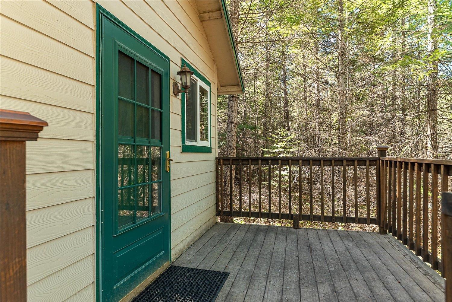 963 Thompson Rd - Photo 3