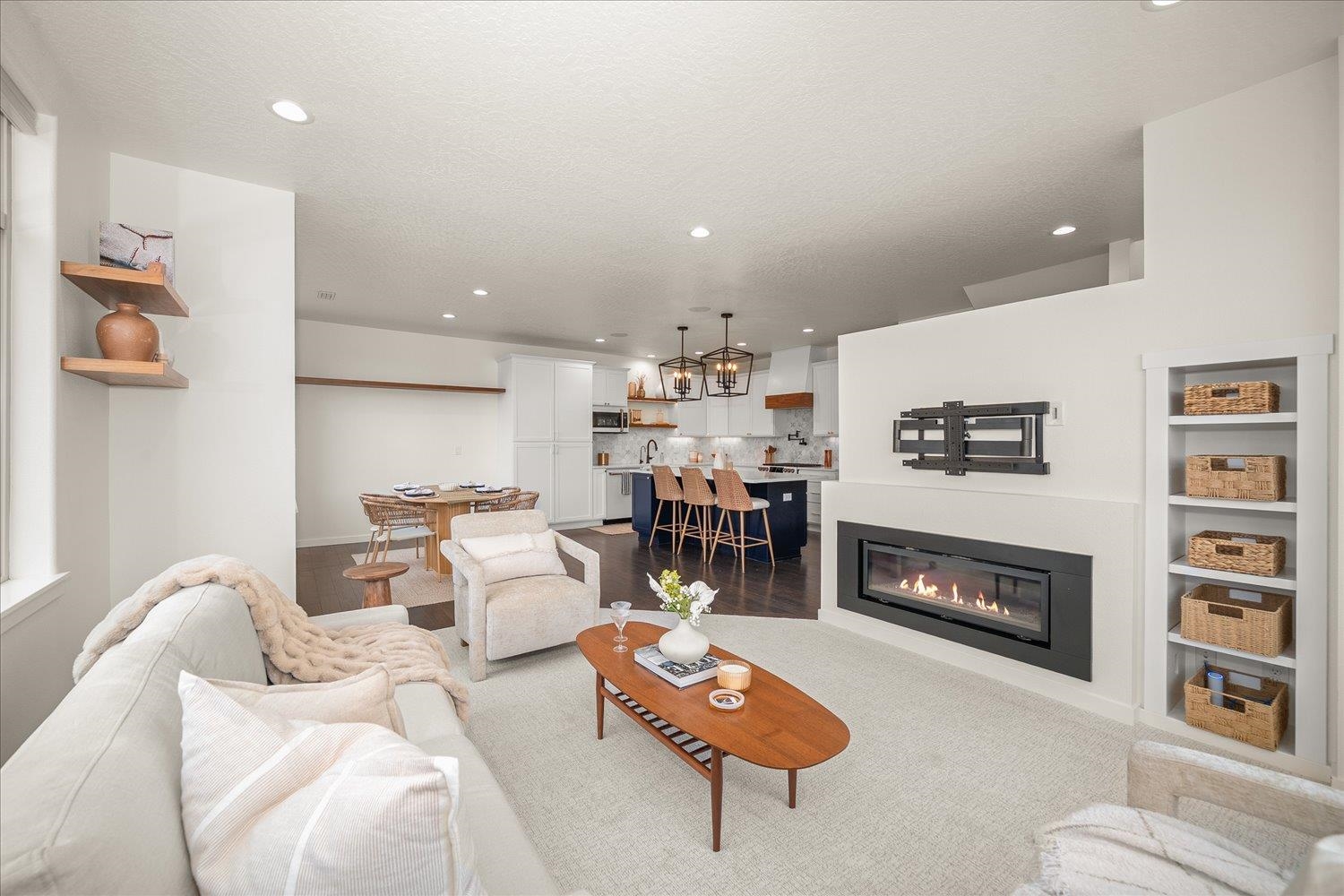 2023 W Summit Pkwy Ave - Photo 4