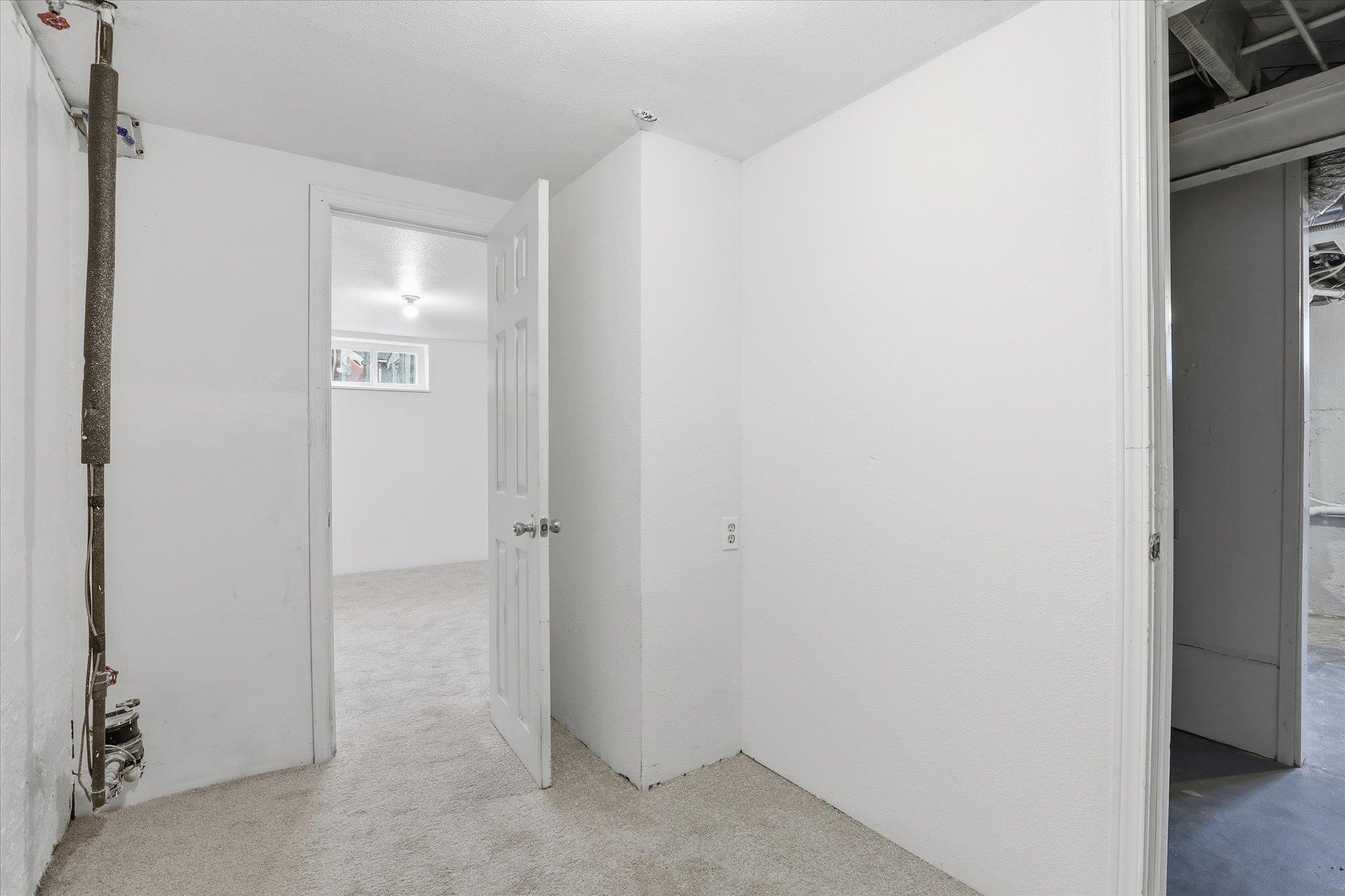 1529 W Nora Ave - Photo 19
