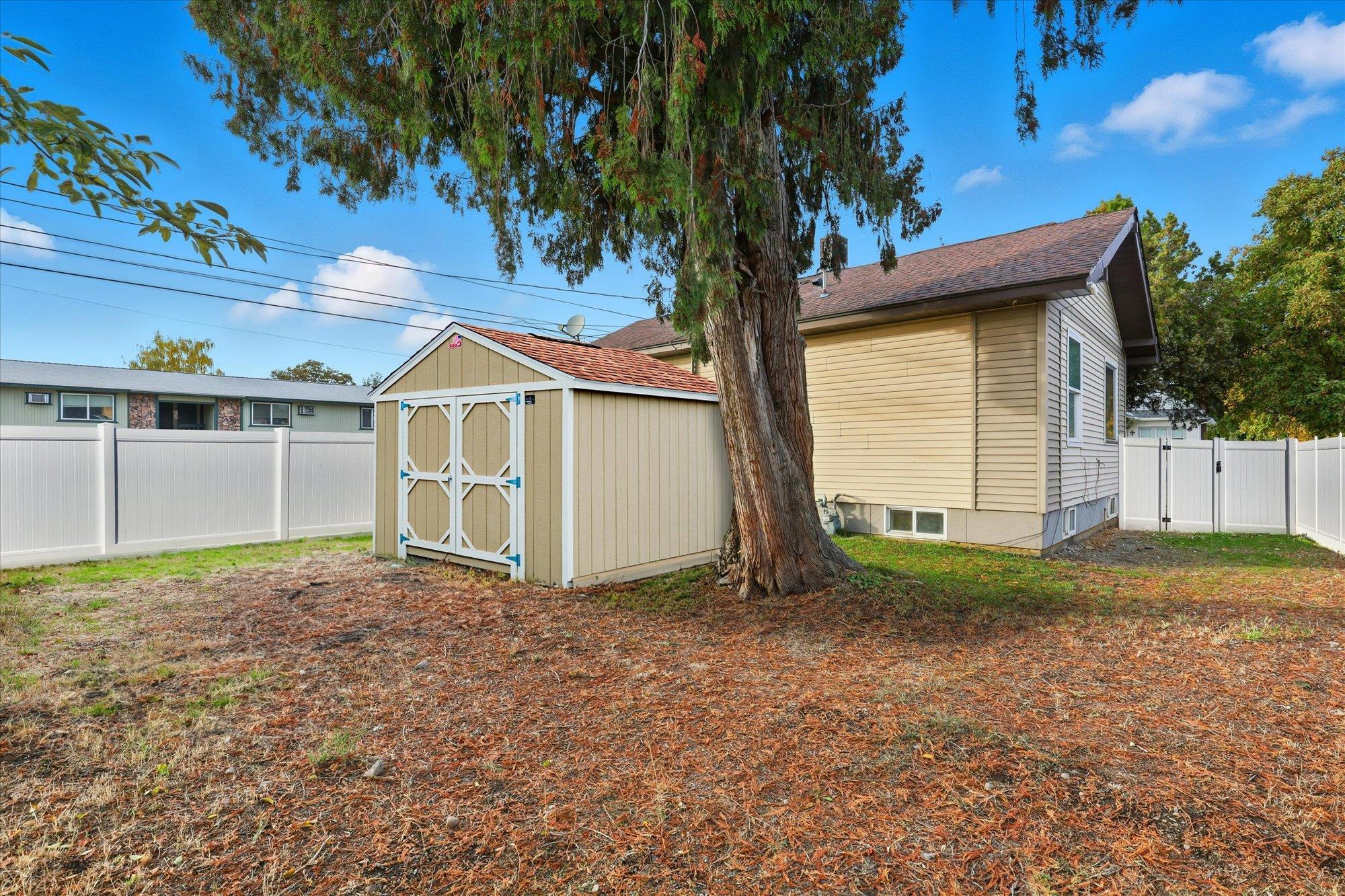 1529 W Nora Ave - Photo 31