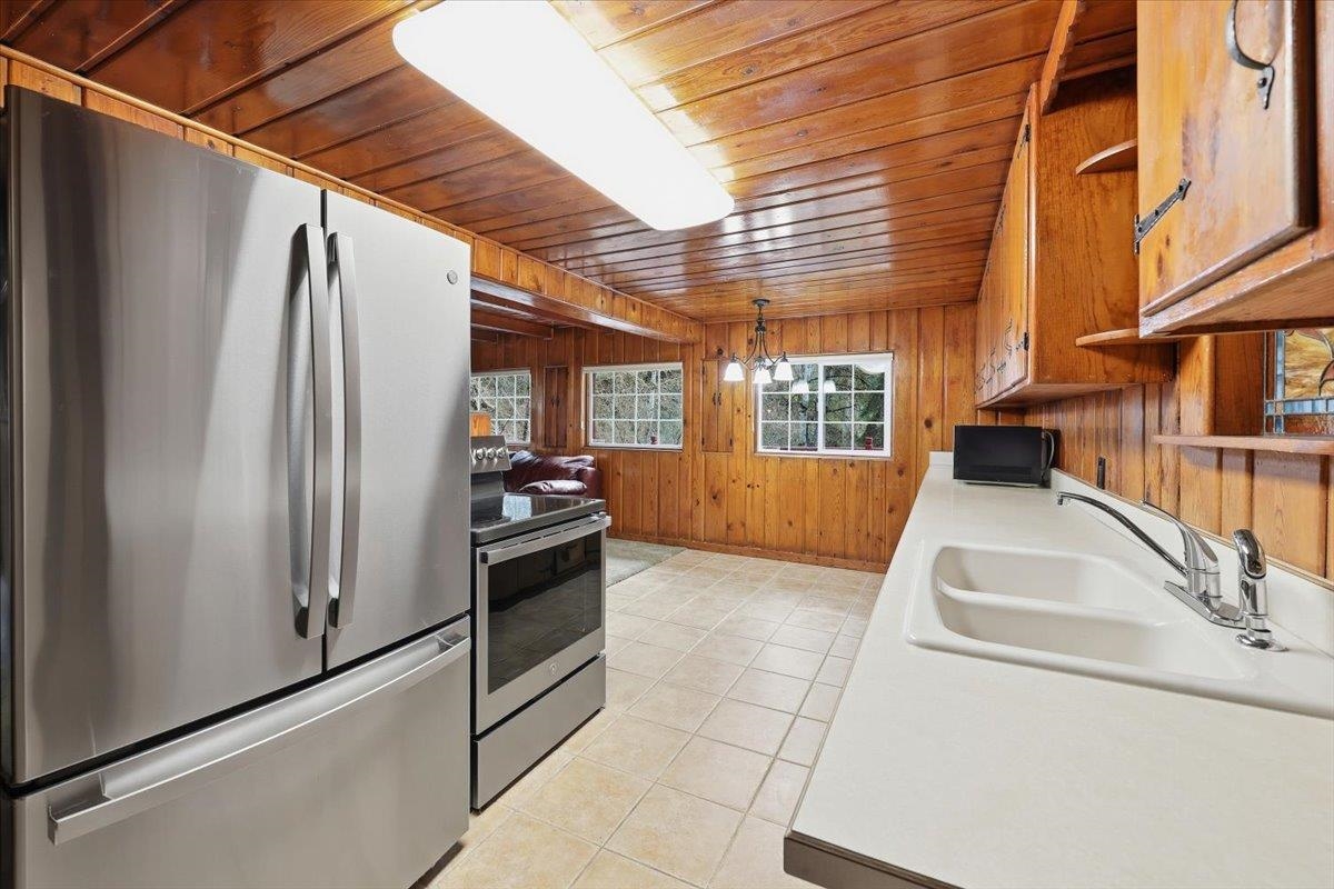 15517 N Dartford Dr - Photo 12