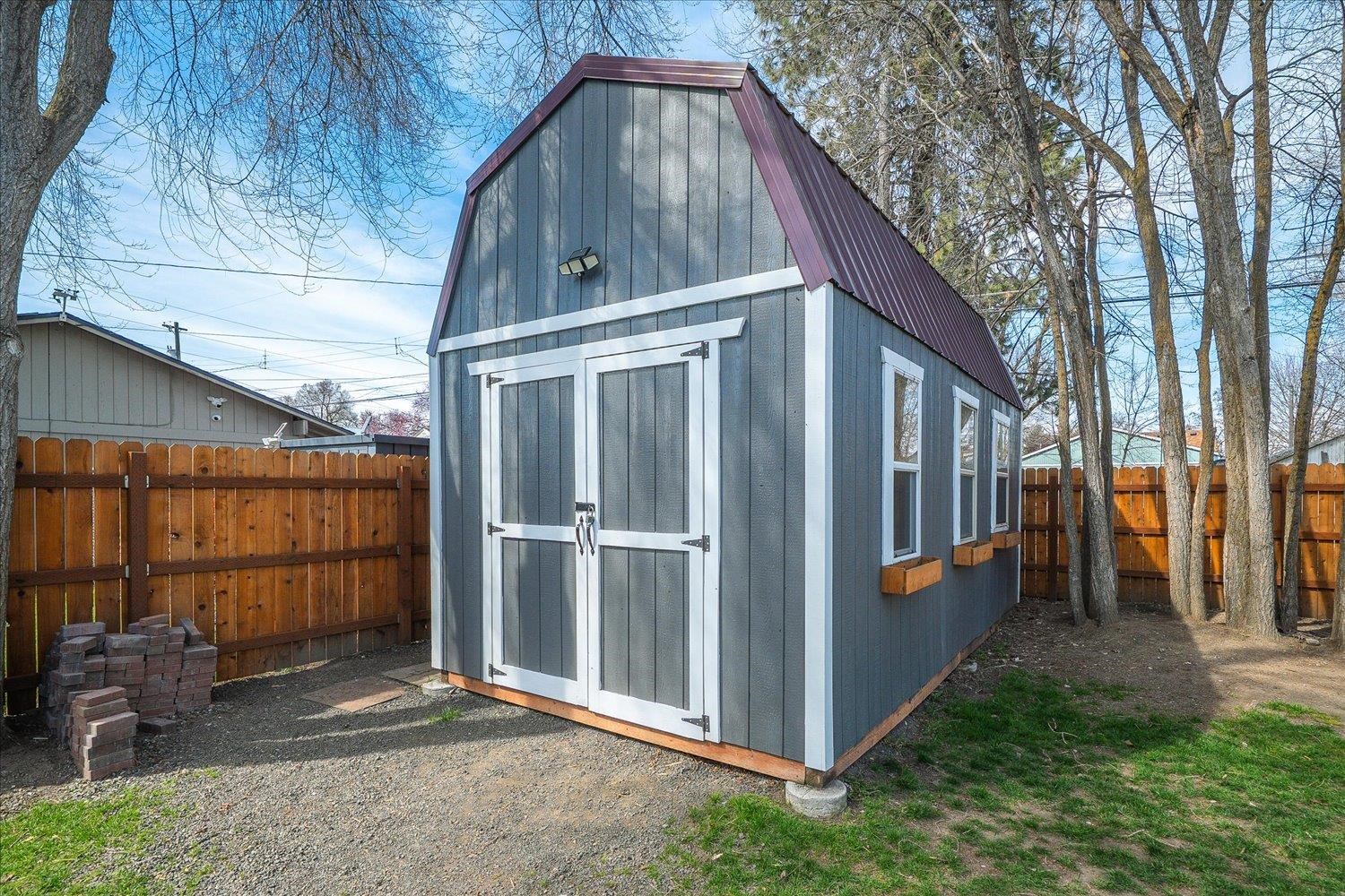 1427 E Nebraska Ave - Photo 24