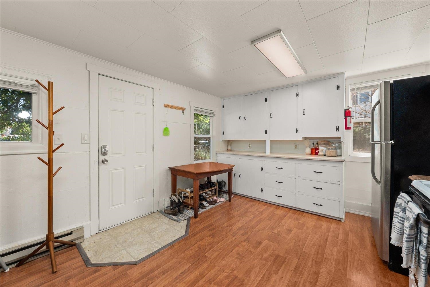 1014 Washington St - Photo 3