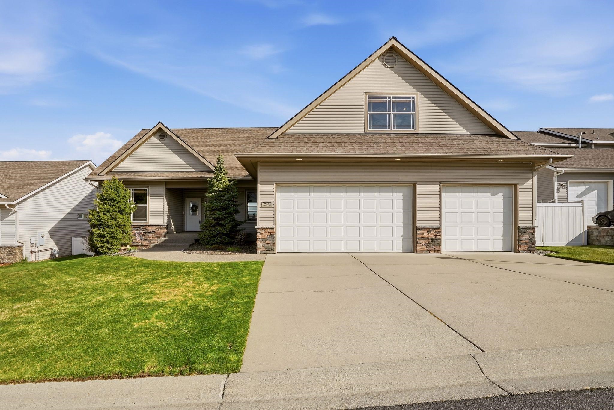 12313 E Emory Ln - Photo 1