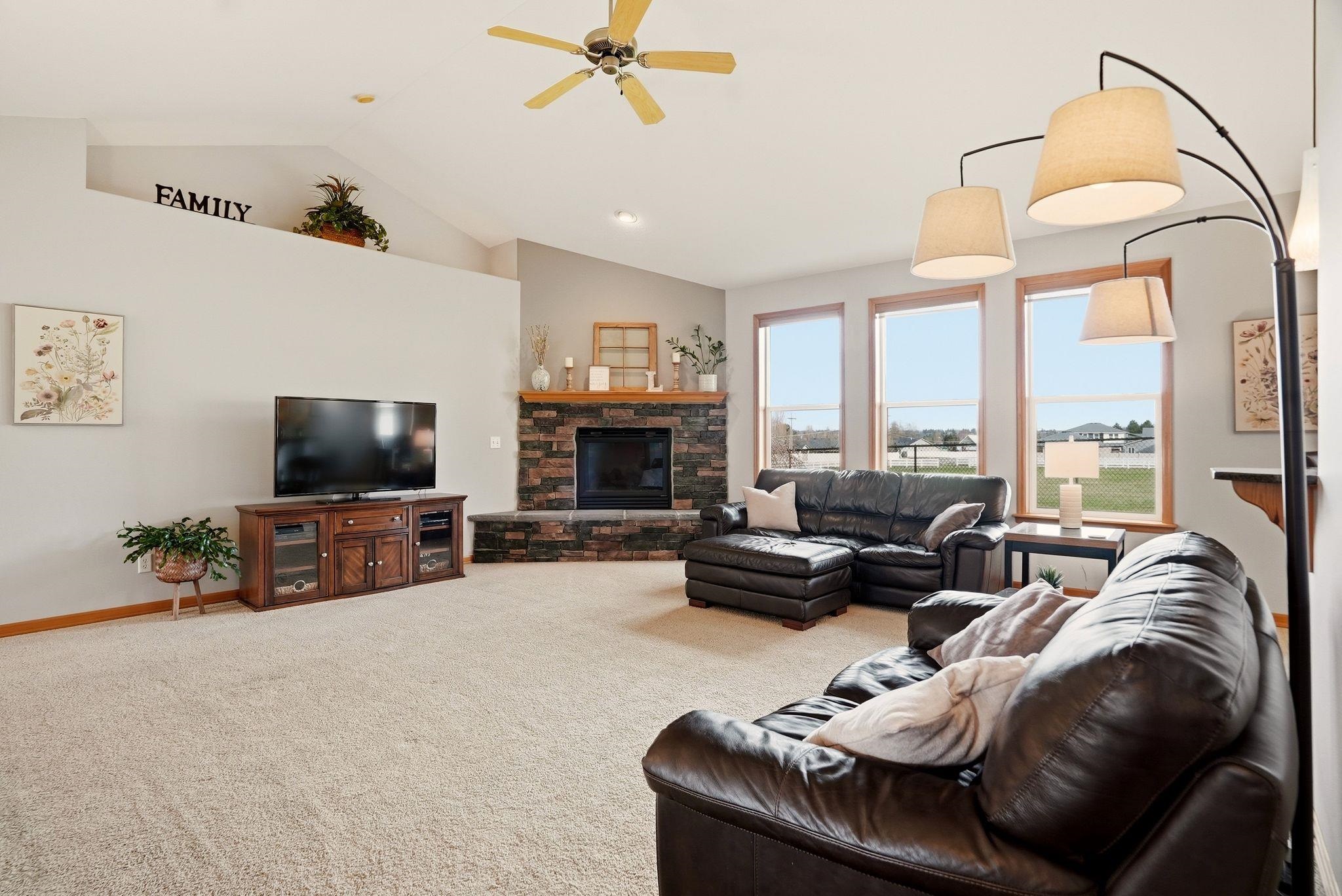 12313 E Emory Ln - Photo 4
