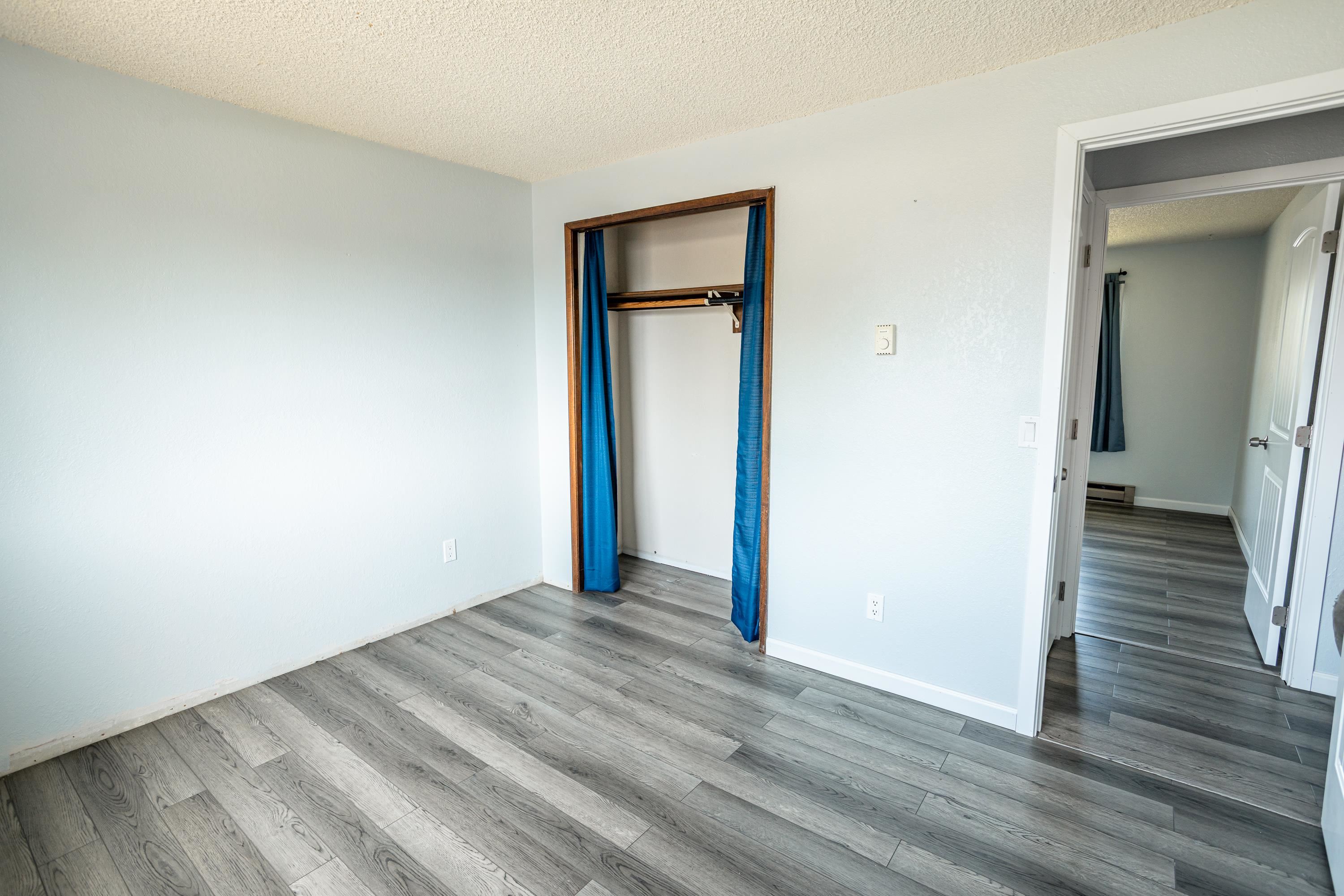 1206 S Best Rd - Photo 11