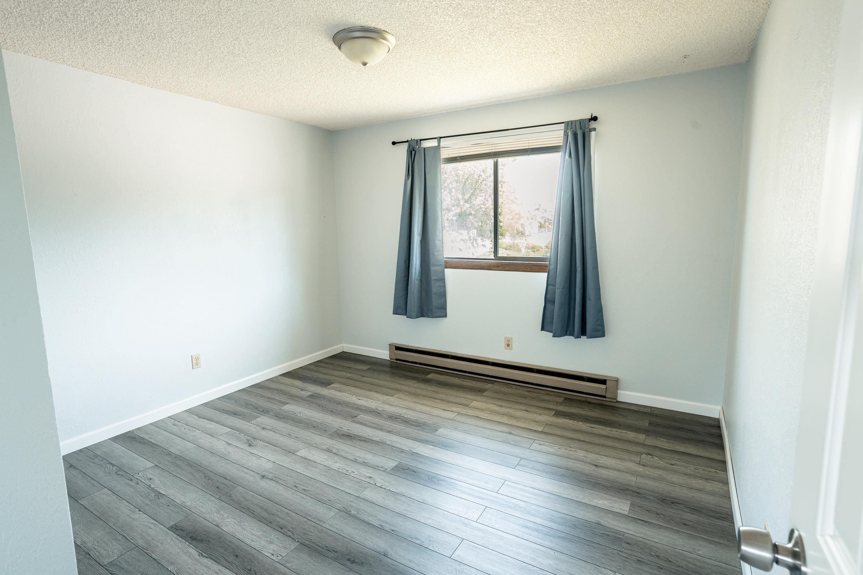 1206 S Best Rd - Photo 14