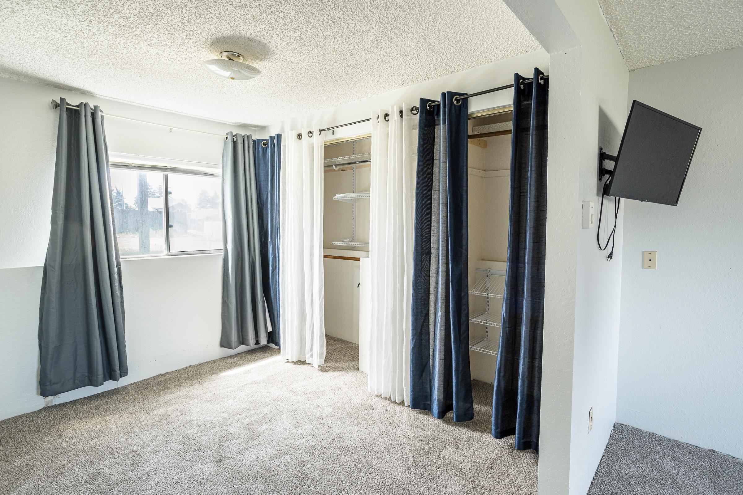 1206 S Best Rd - Photo 22