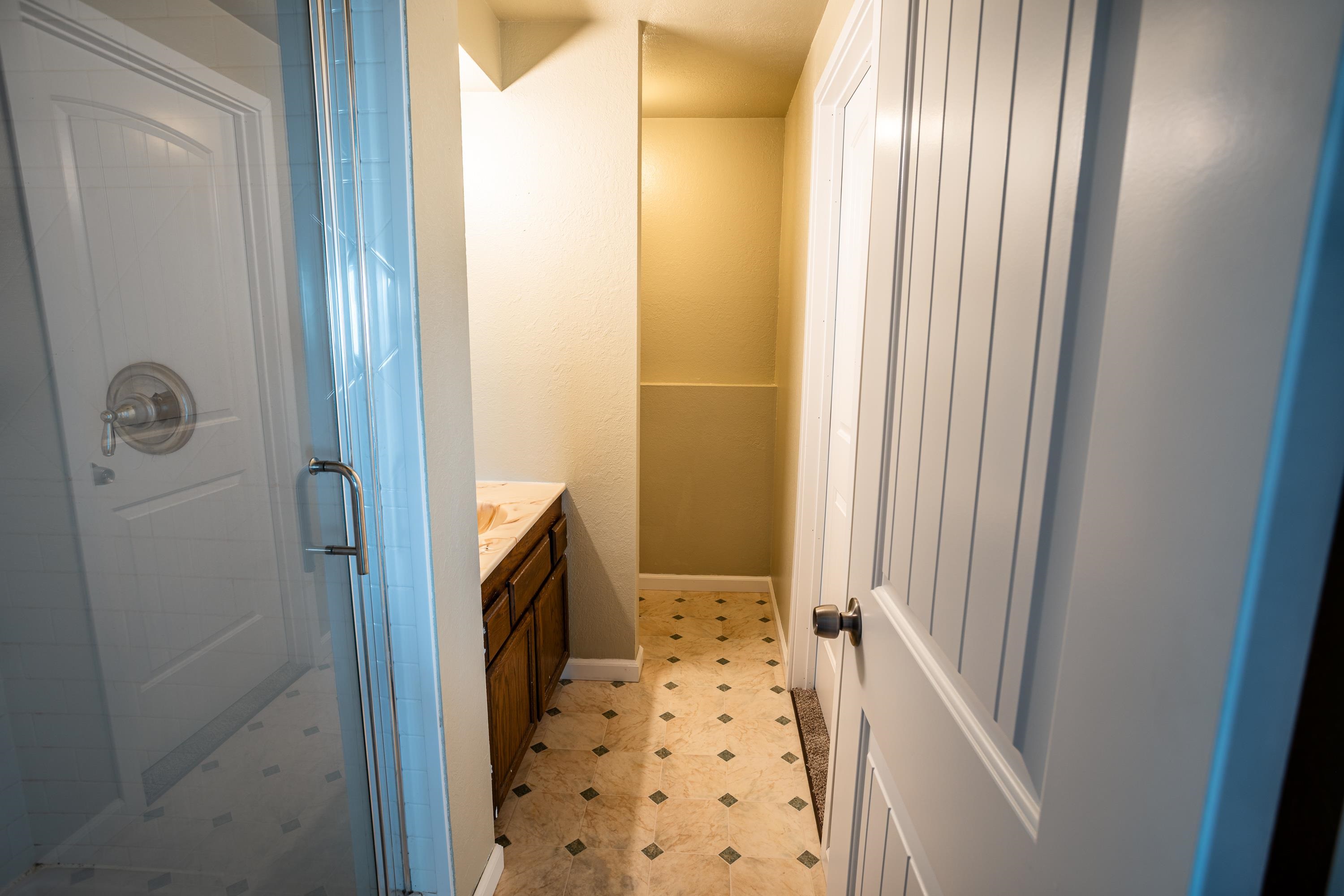 1206 S Best Rd - Photo 24