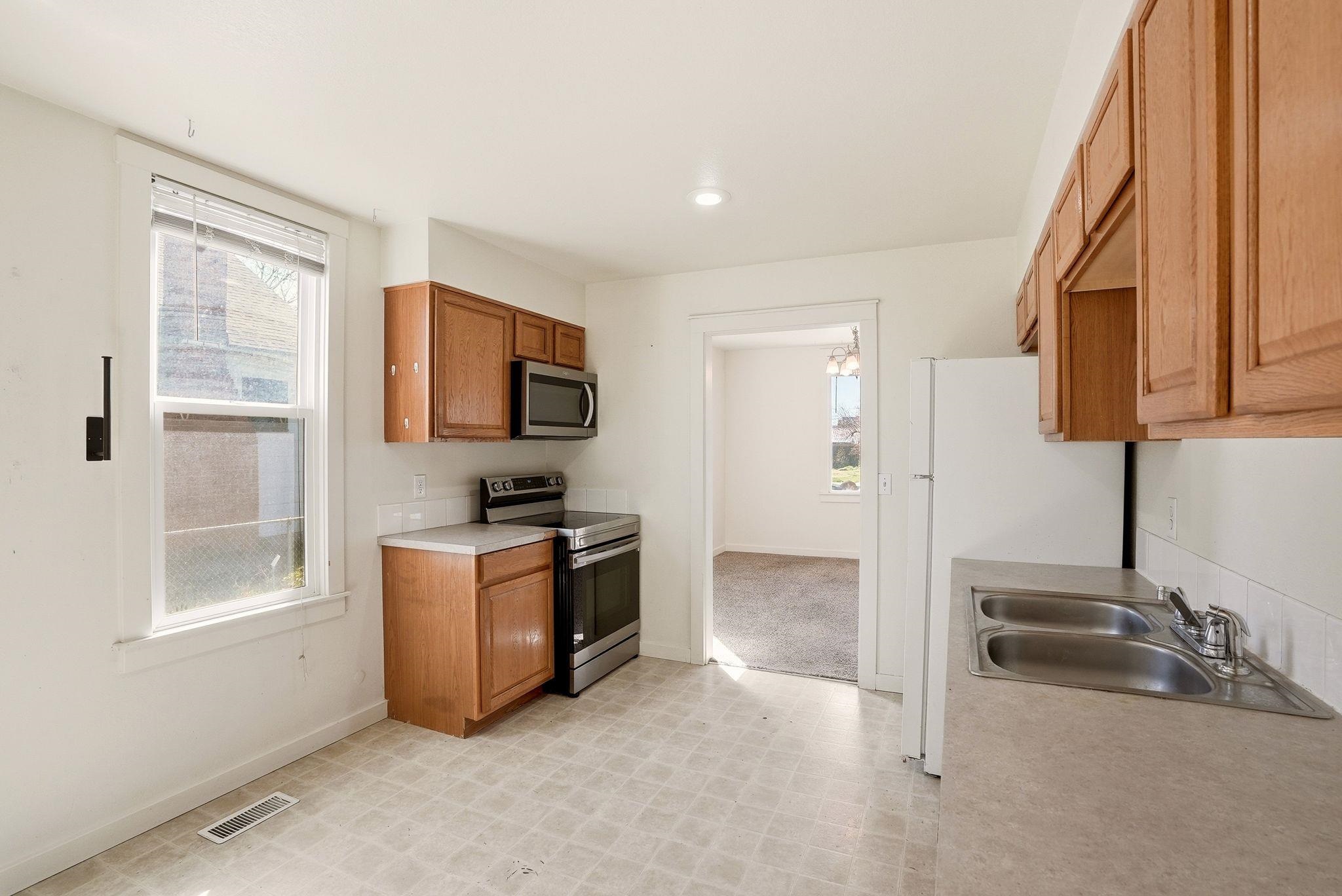 1314 W Cleveland Ave - Photo 9